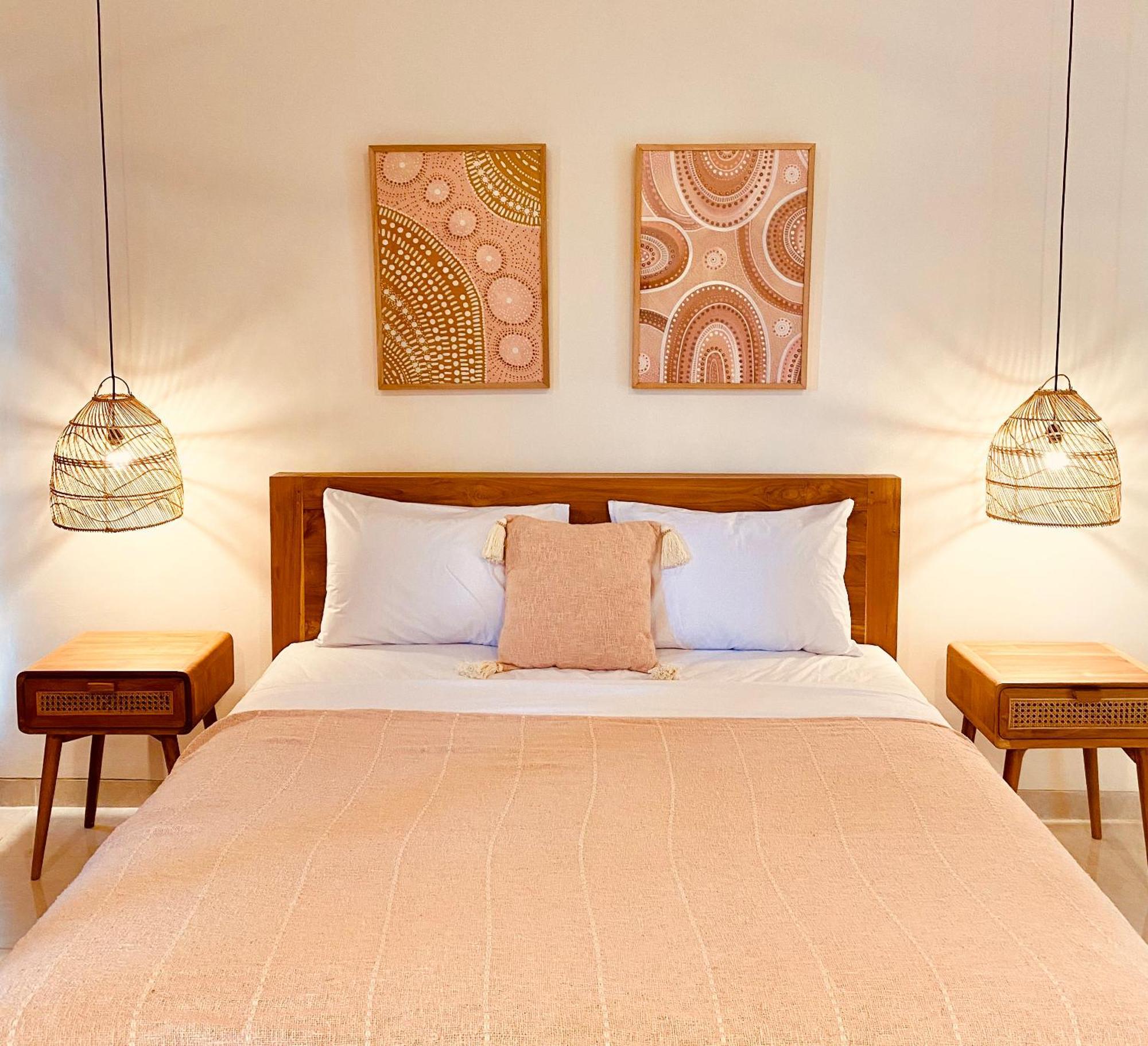 Deluxe King Suite