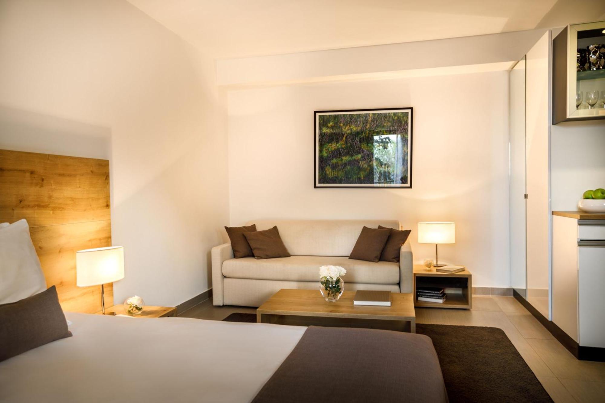 Room 21