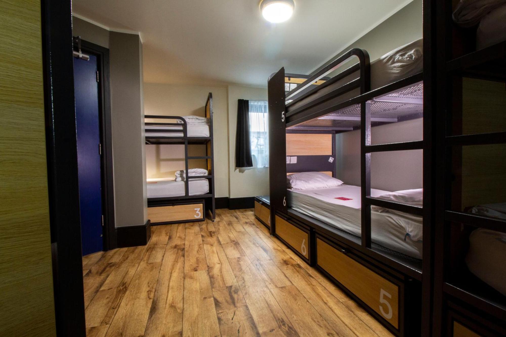 Bed Mixed Dorm Ensuite