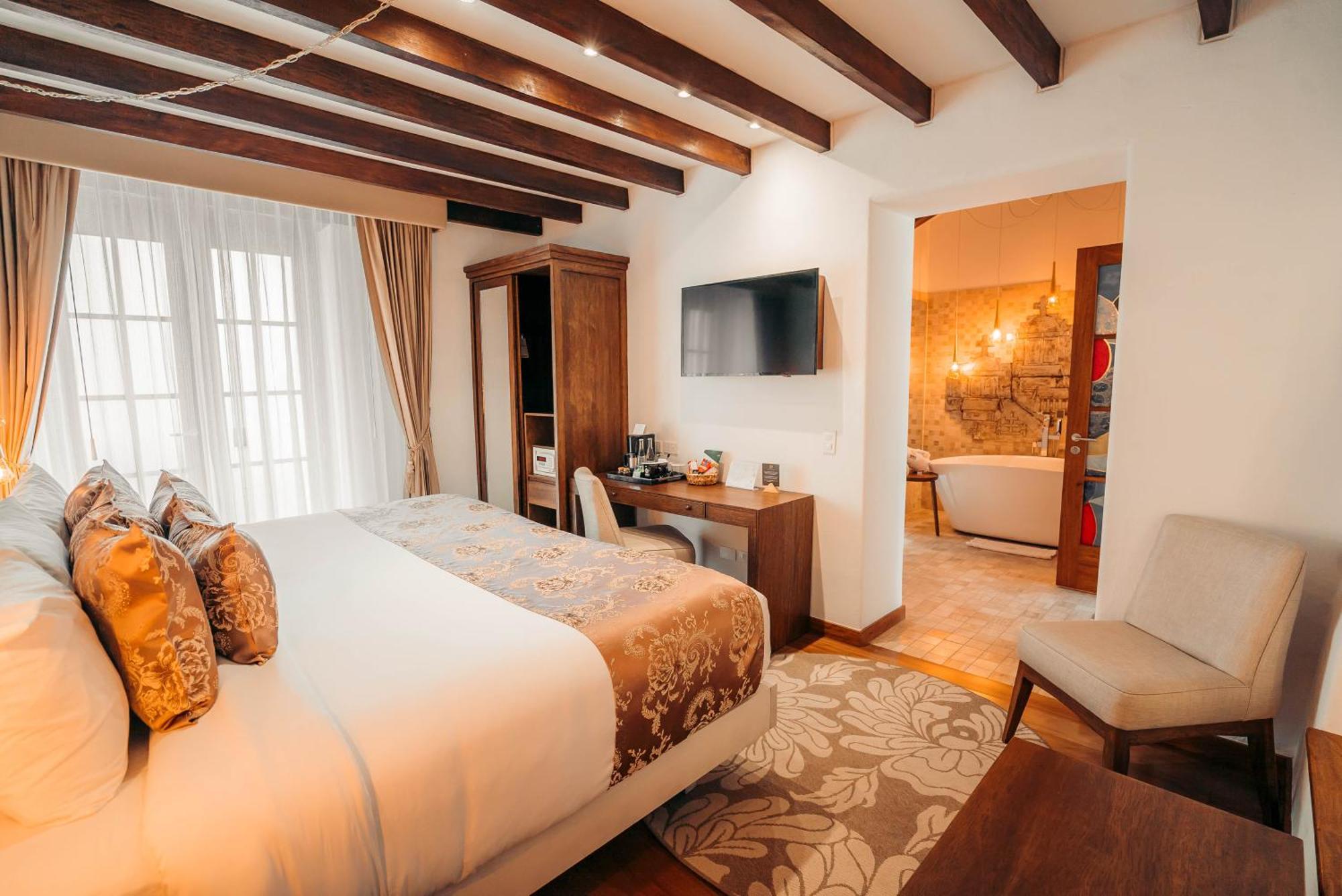 Double or Twin Room Balcony