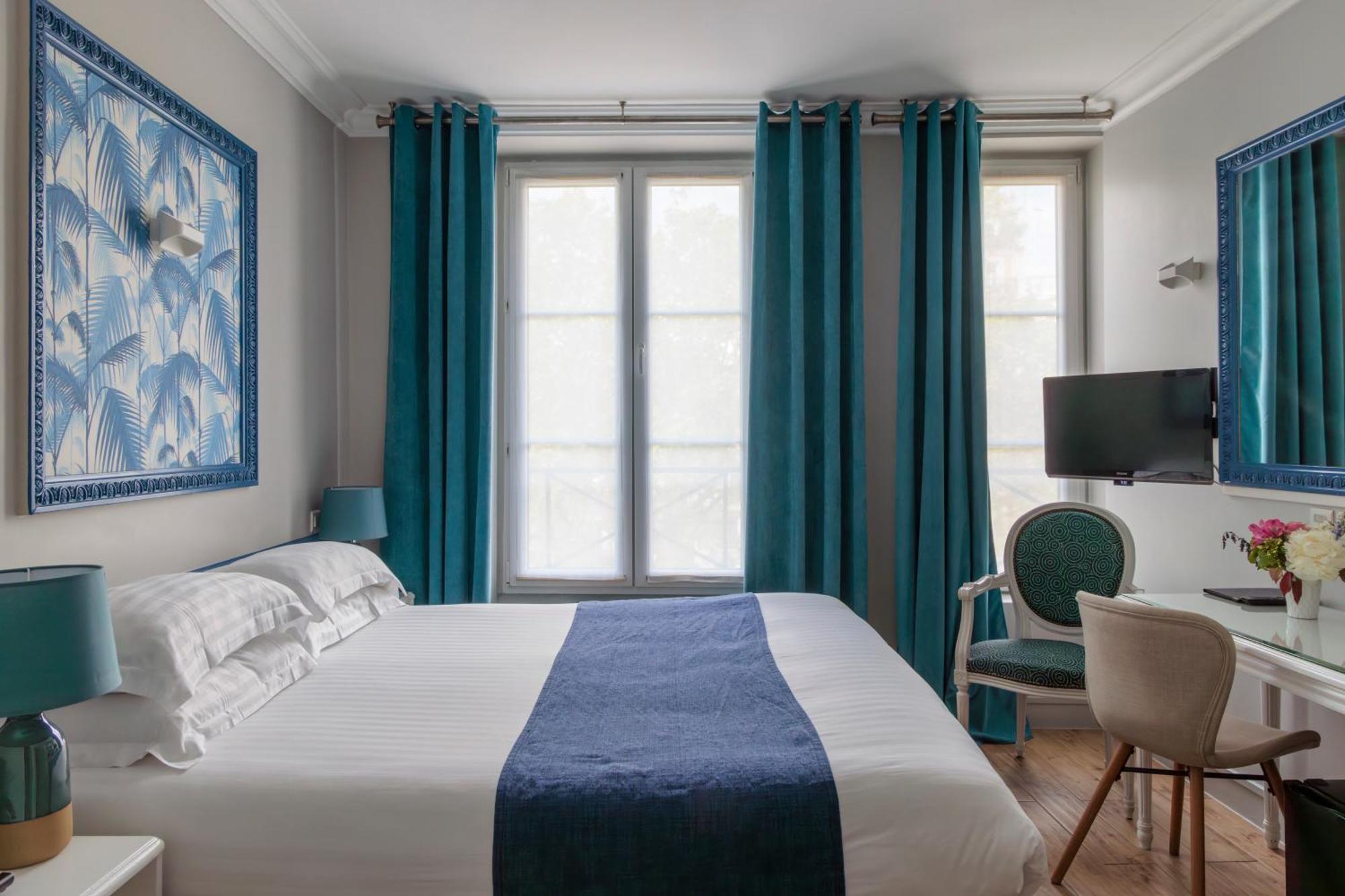 Two Connecting Double Rooms