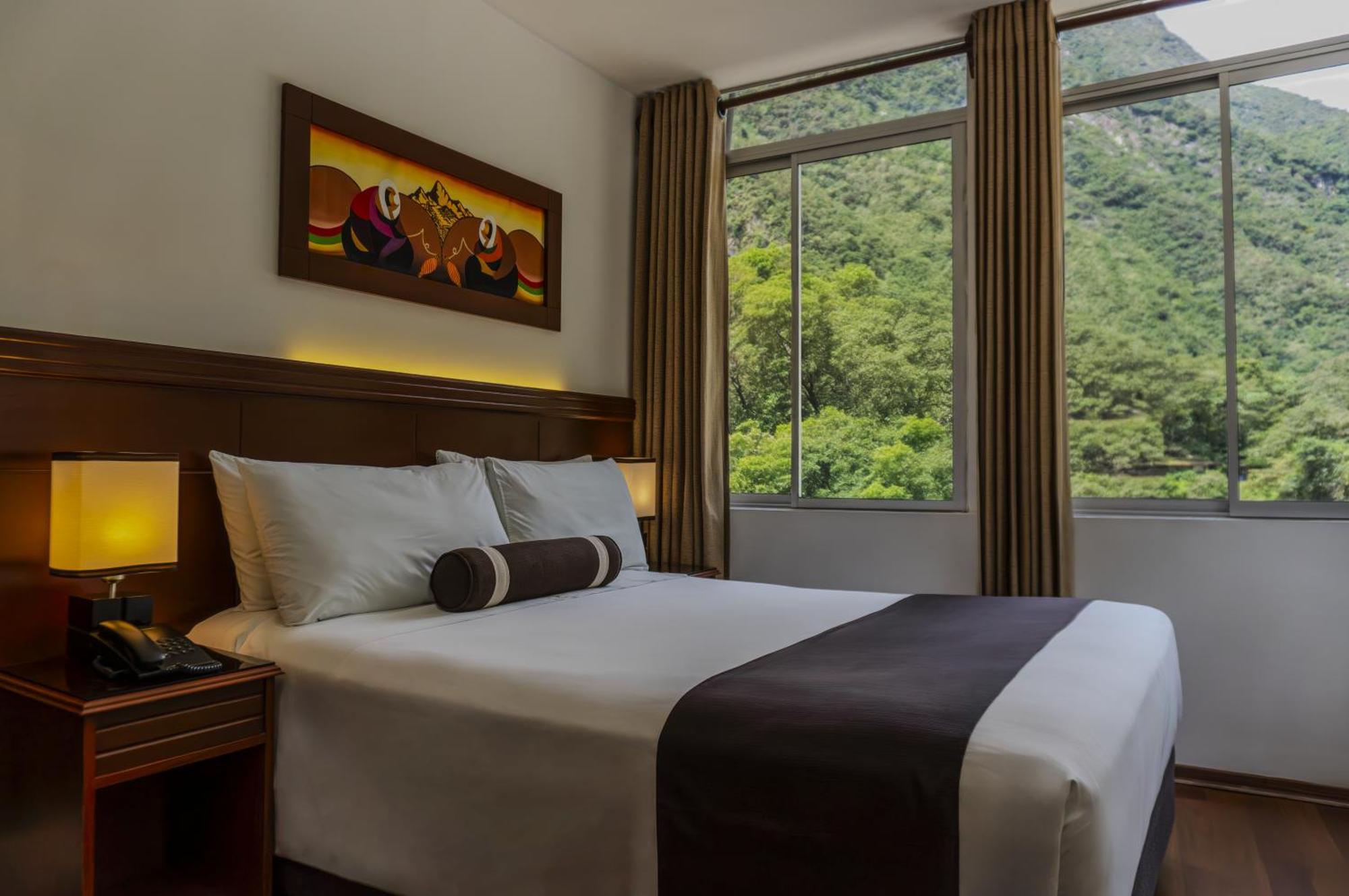 Double Room Mountain View