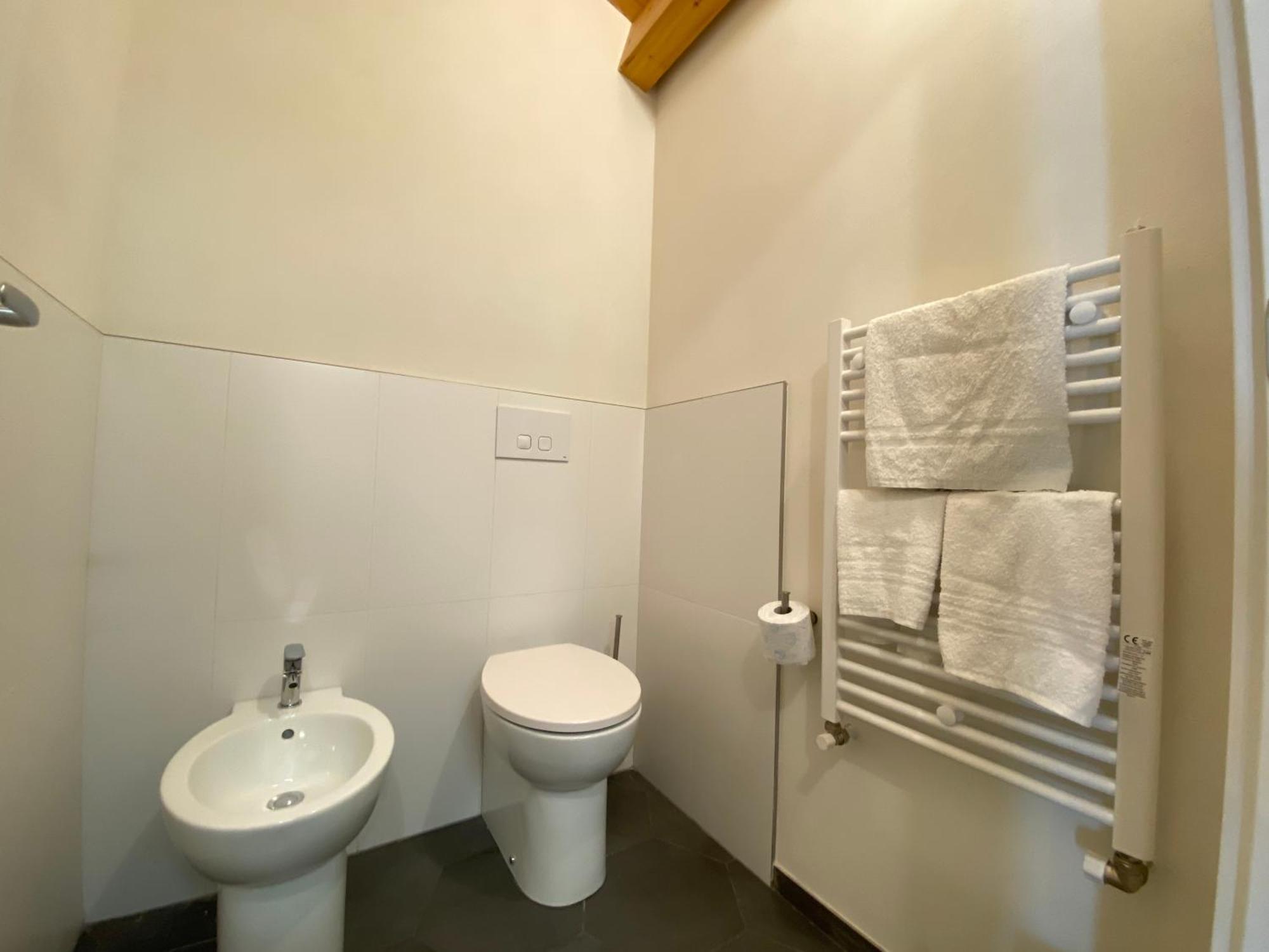 Double Room Private Bathroom