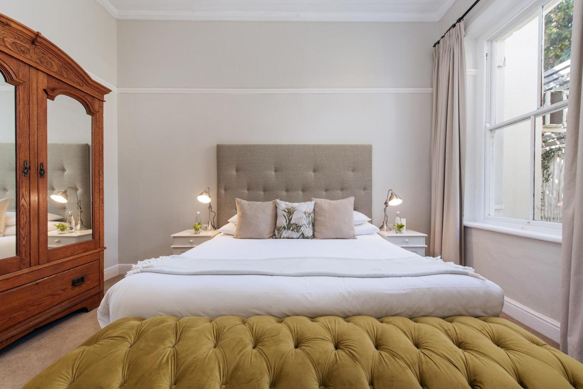 Standard Room,1709725472:JPEG