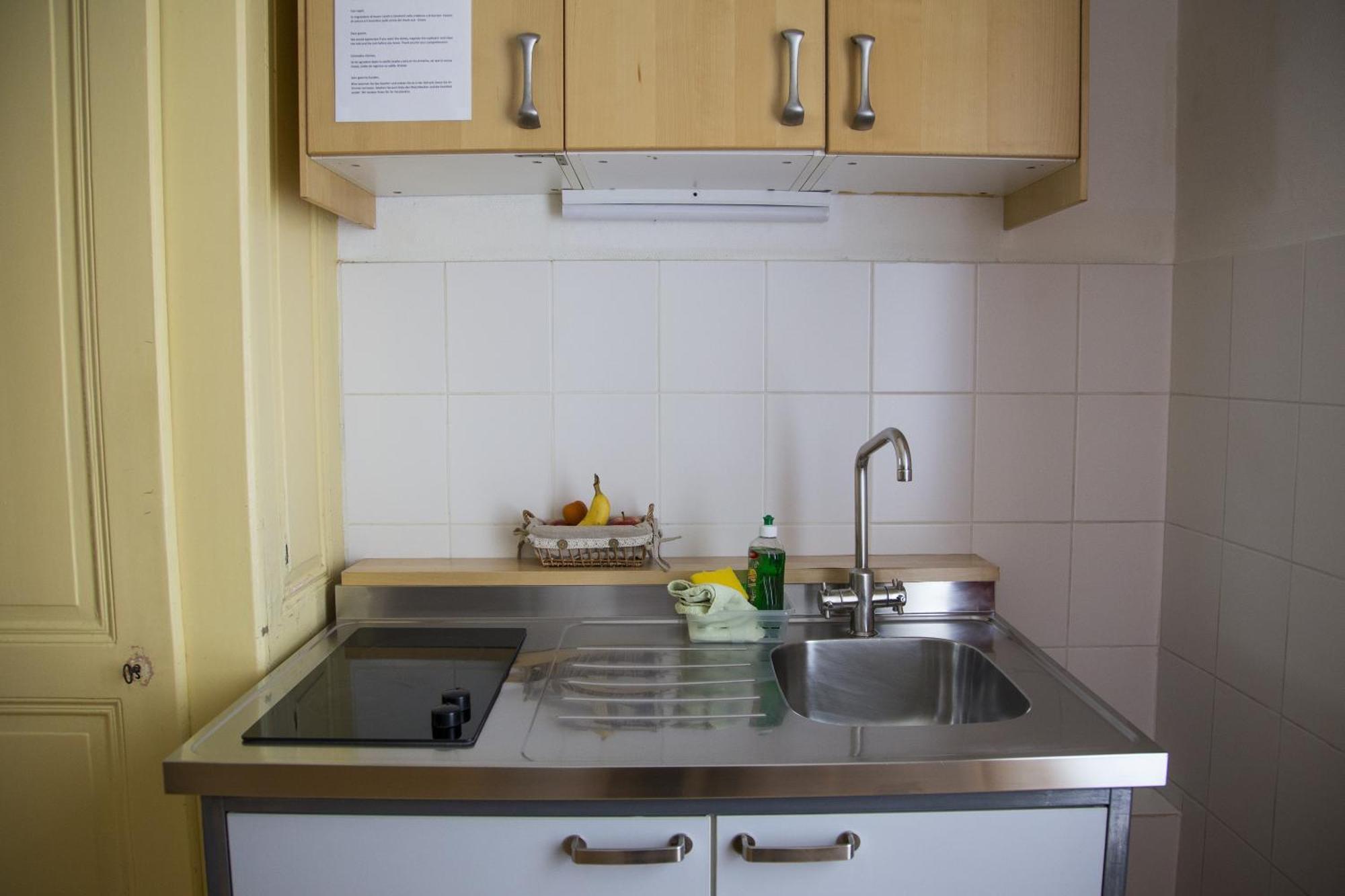 Studio met Gedeelde Badkamer (1 Volwassene)