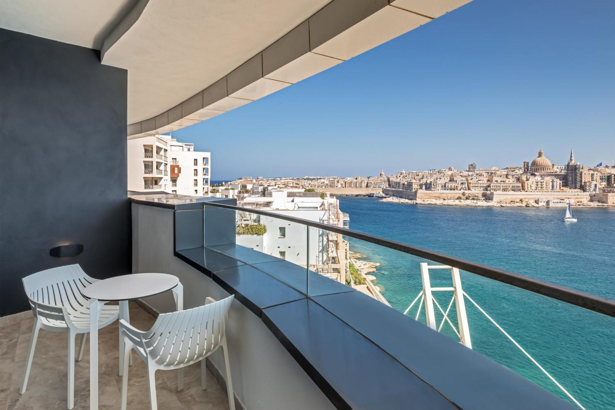 Superior Double or Twin Room Sea View