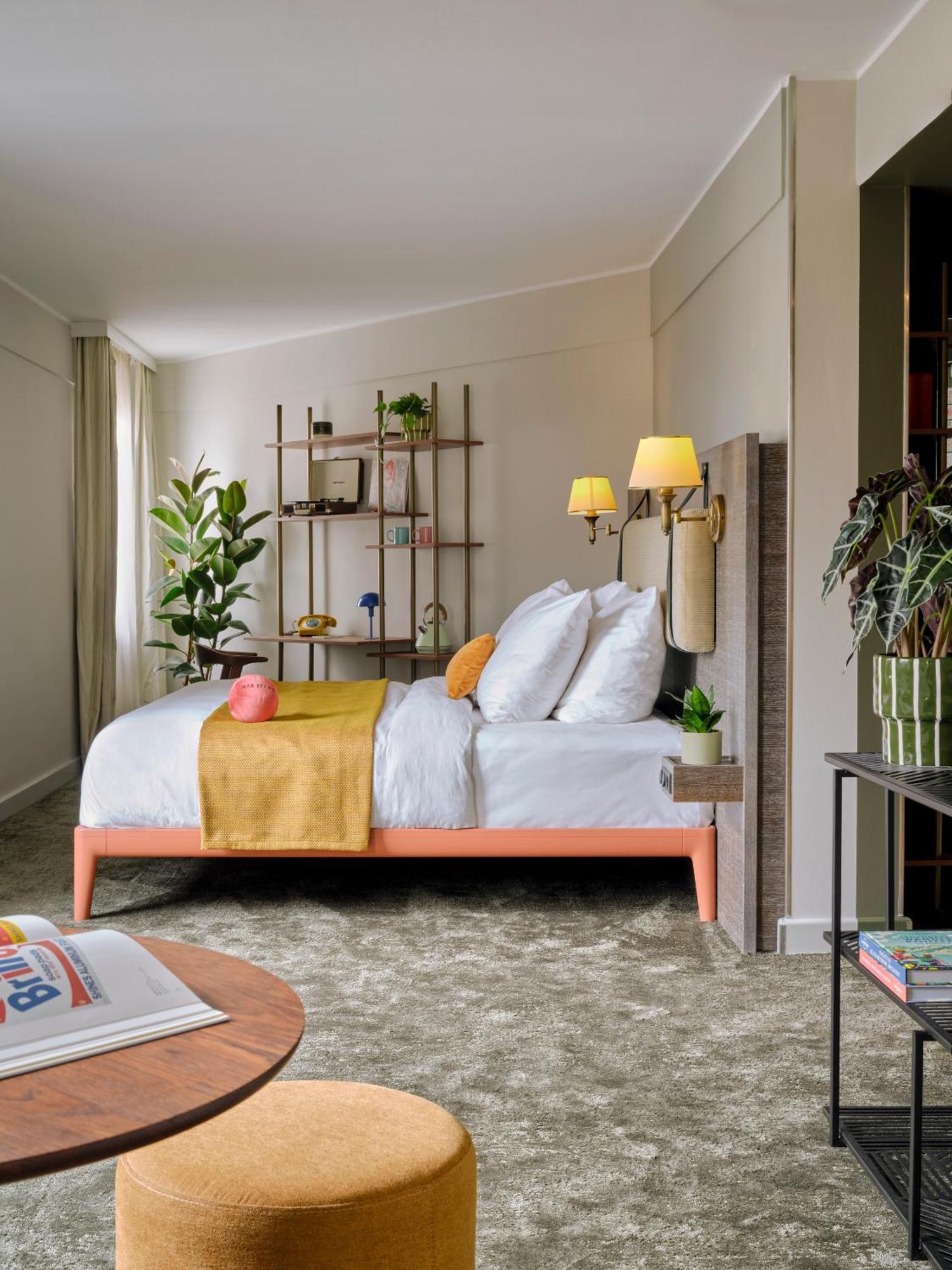 Besonders großes Zimmer