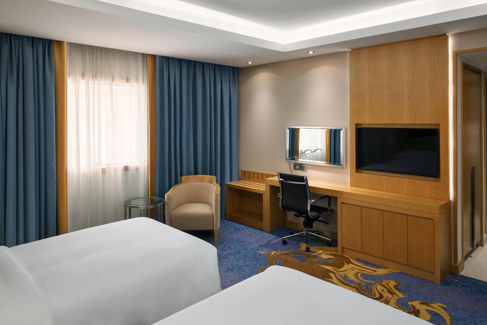 Traditional Double City View Guest room 2 Twin or Single Beds,1613443015:JPEG
