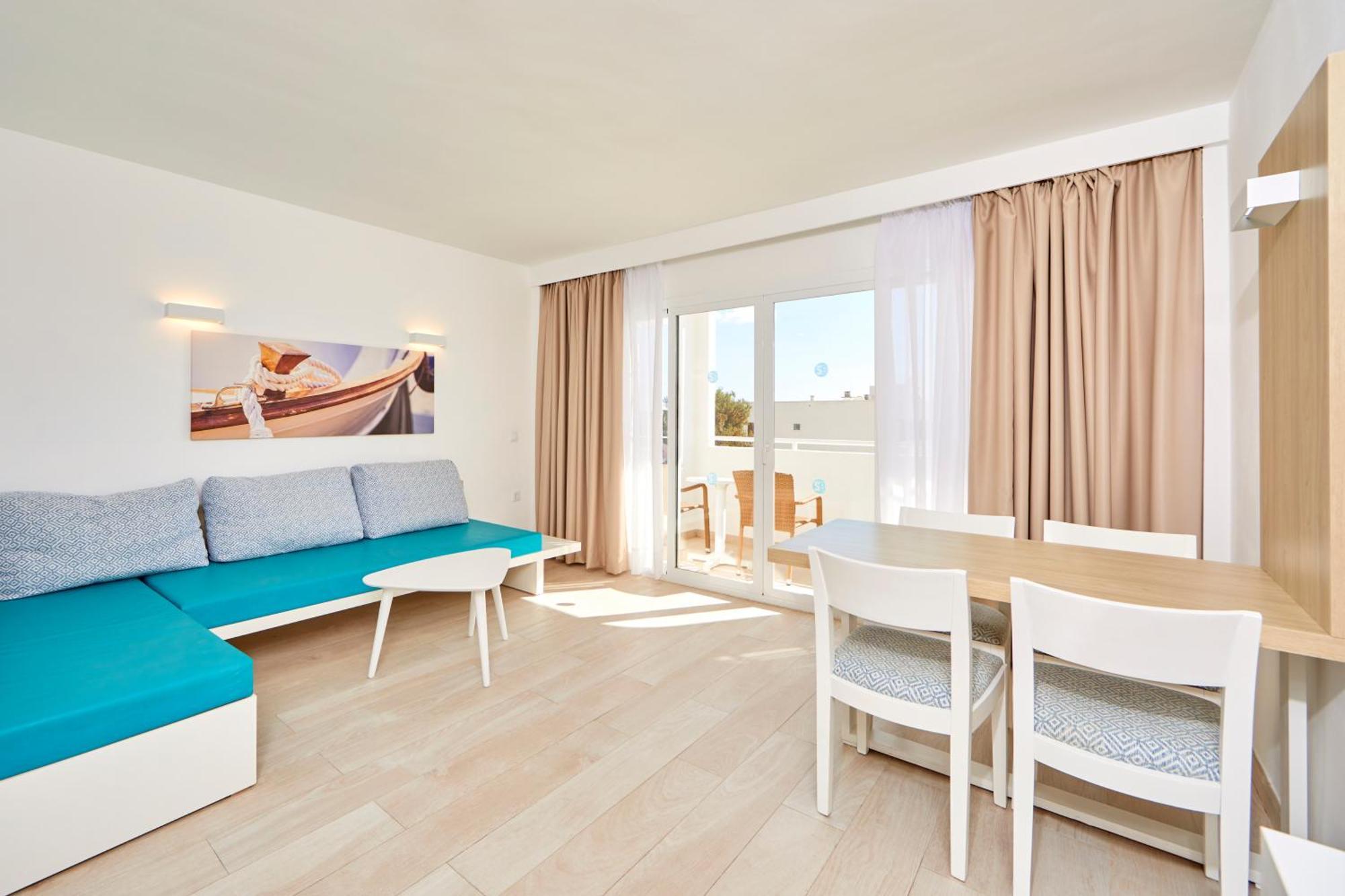 One-Bedroom Apartment Balcony