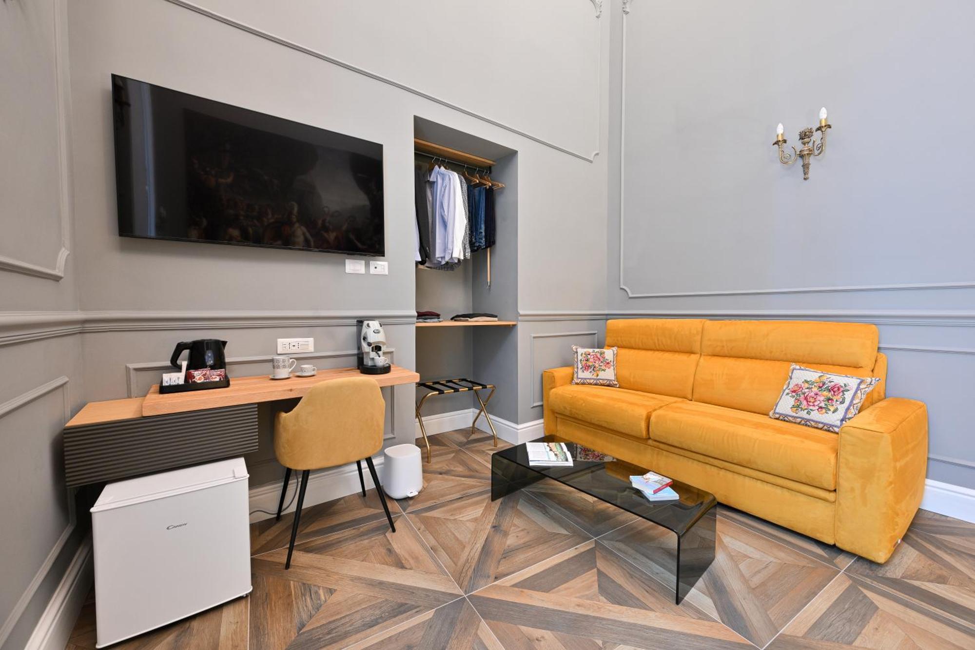 Classic Quadruple Room