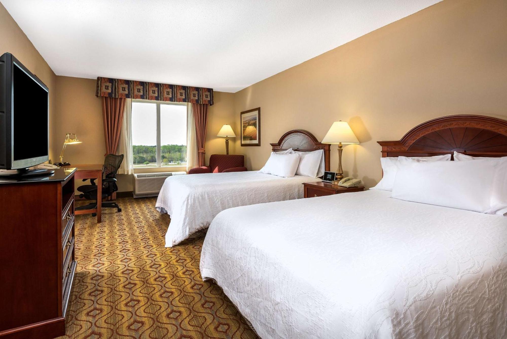 Queen Room Two Queen Beds
