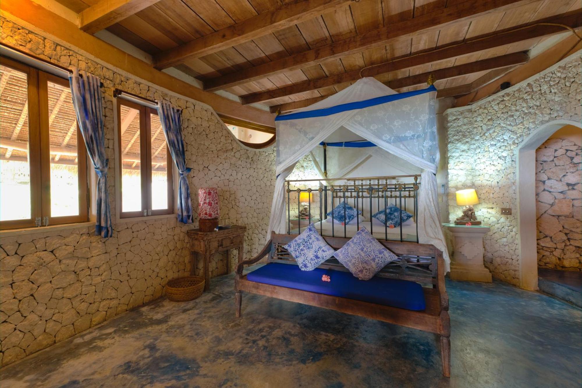 Triple Room Sea View