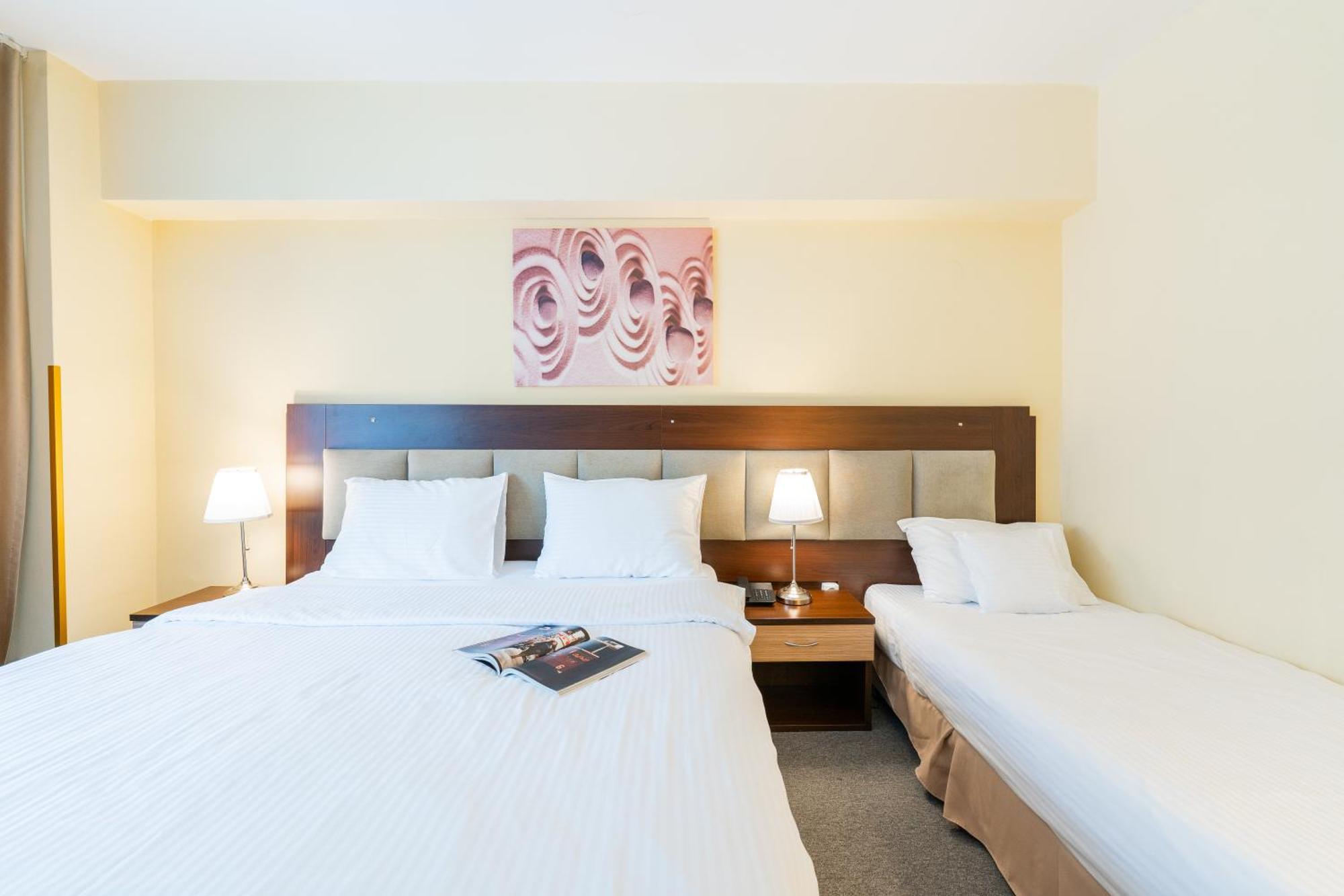 Two-Bedroom Suite Spa Access,1621414856:JPEG