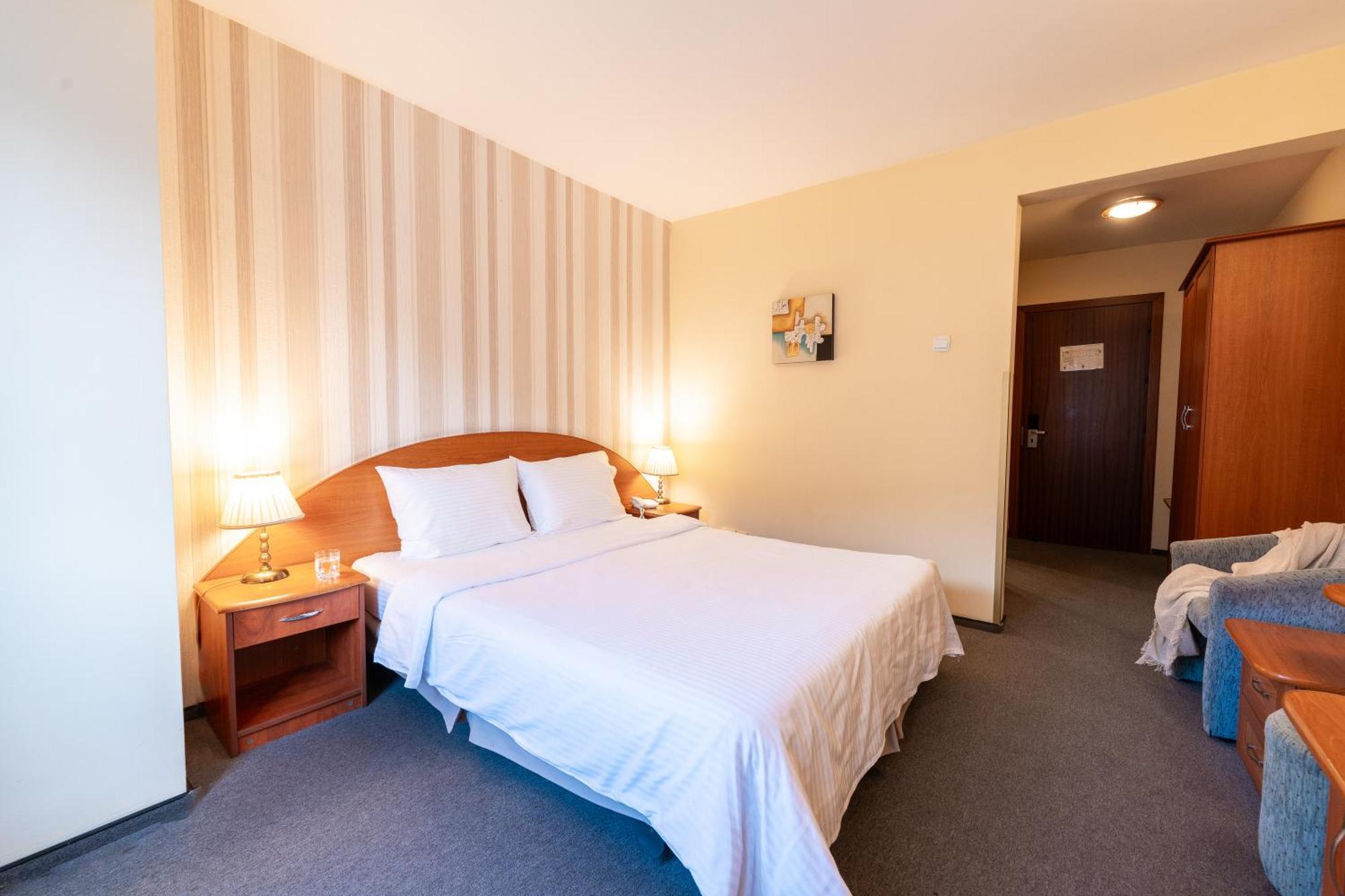 Double Room Spa Access,1746879945:JPEG