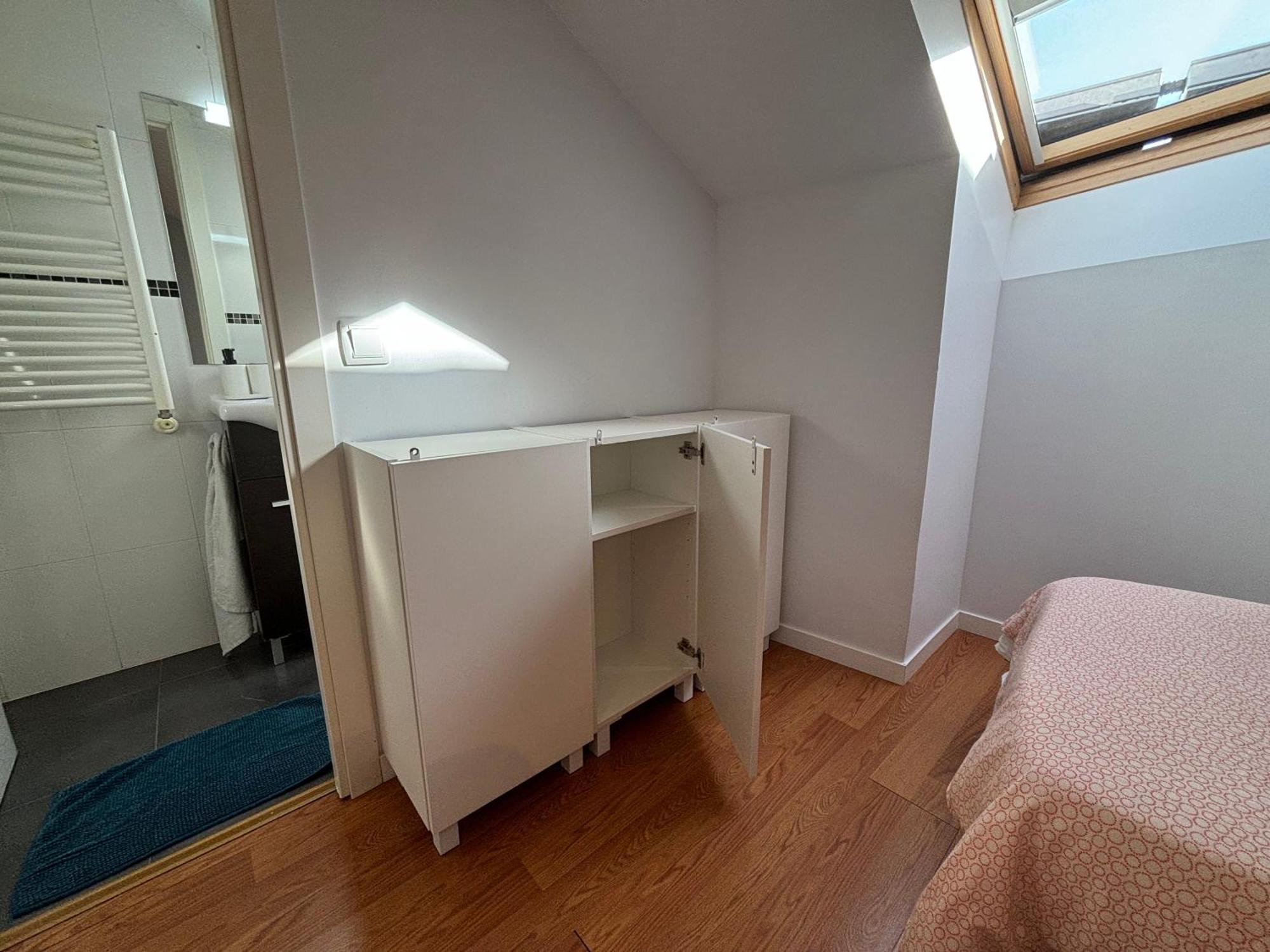 Bed 3-Bed Mixed Dormitory Room