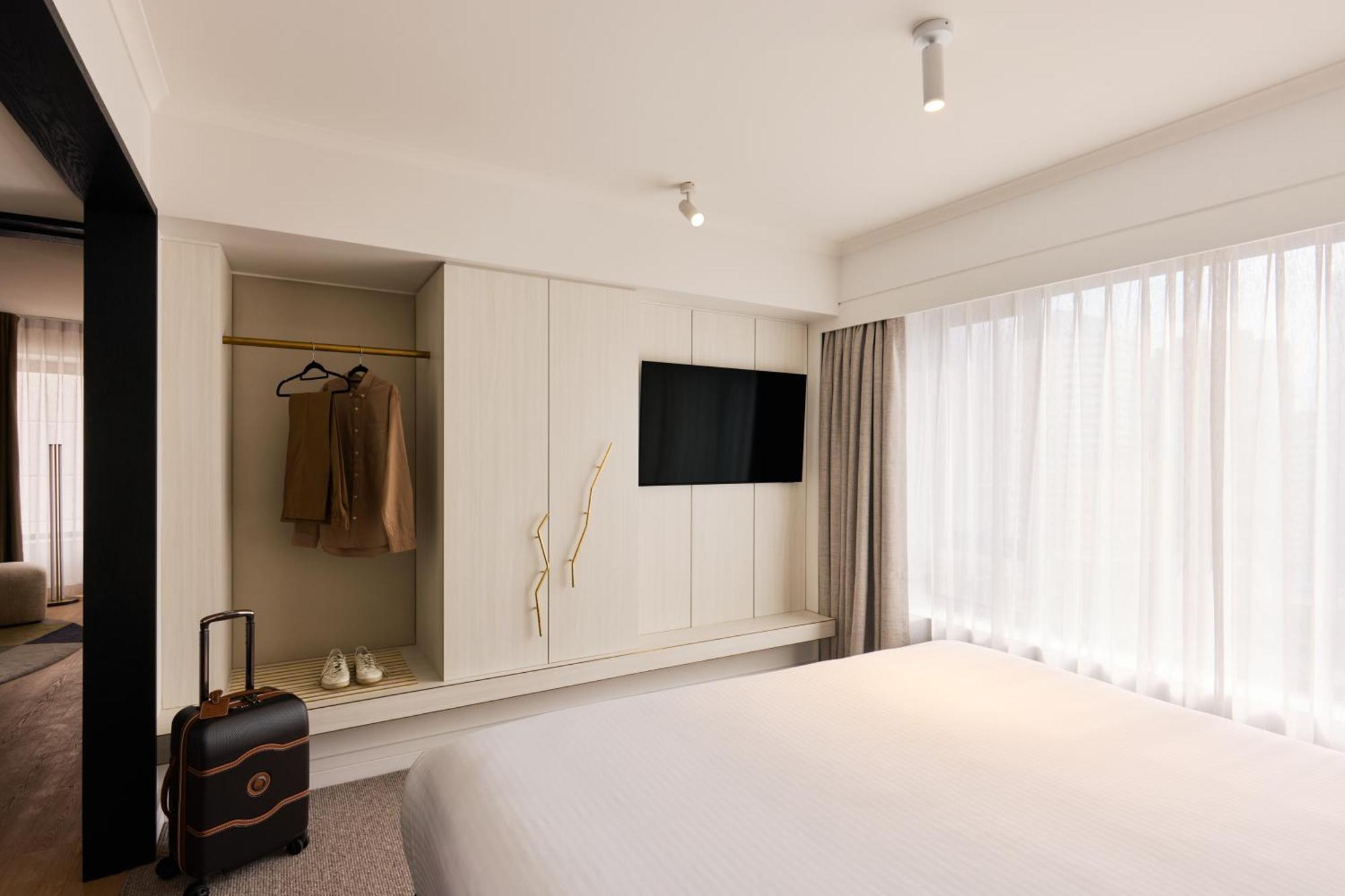 Superior Room with Three Single Beds
