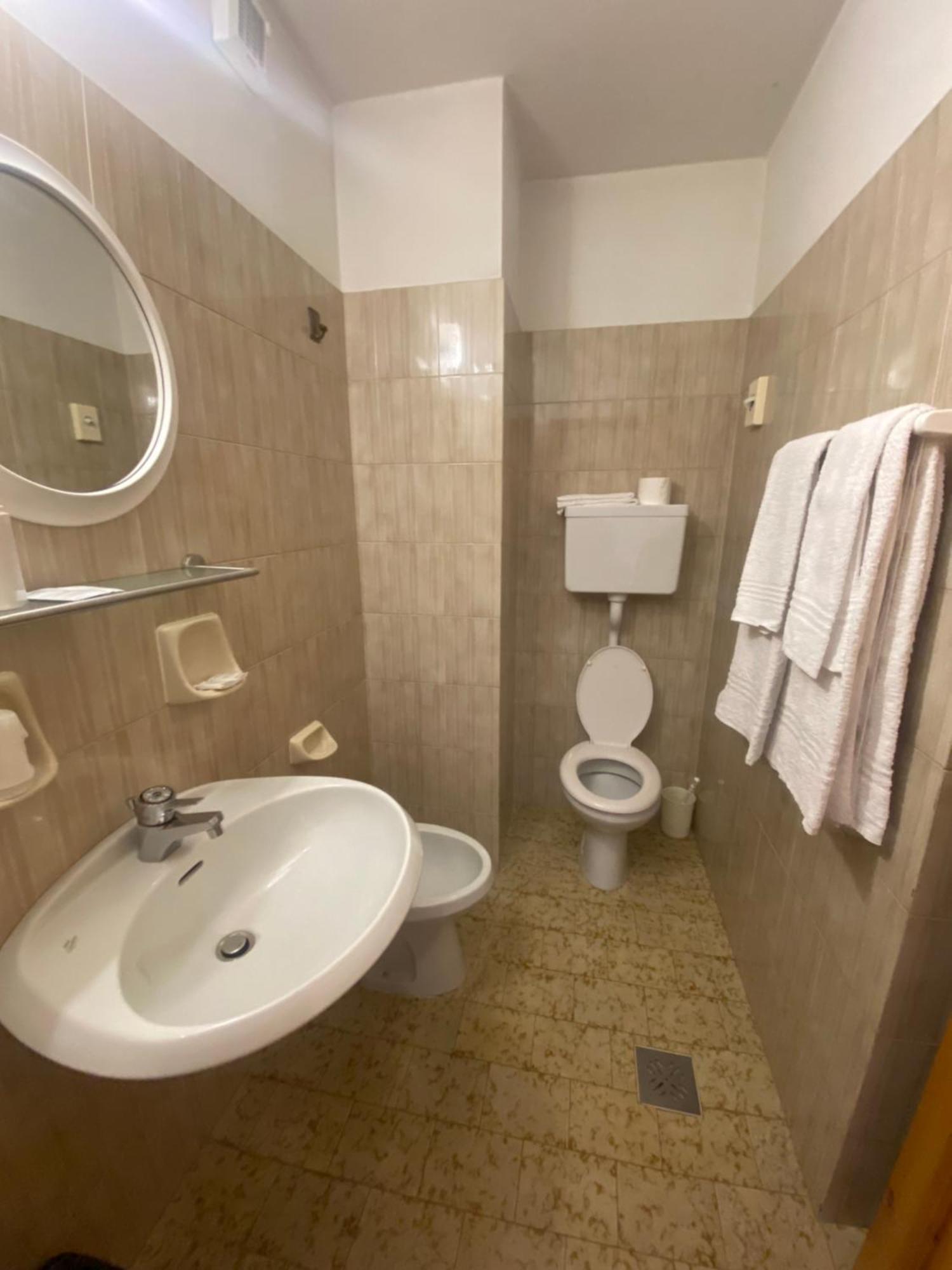 Classic Twin Room