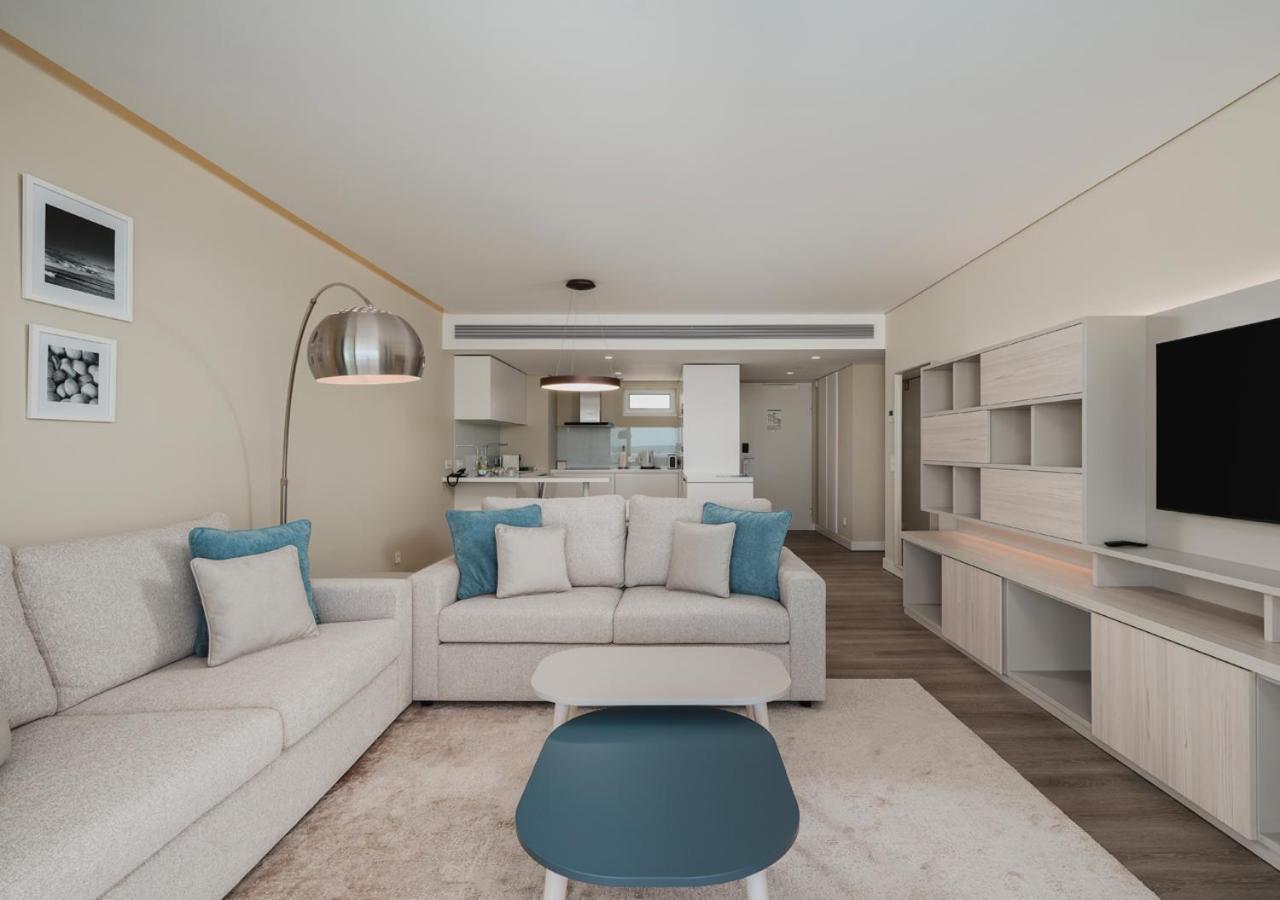 One-Bedroom Apartment Rooftop Jacuzzi,1627875106:JPEG