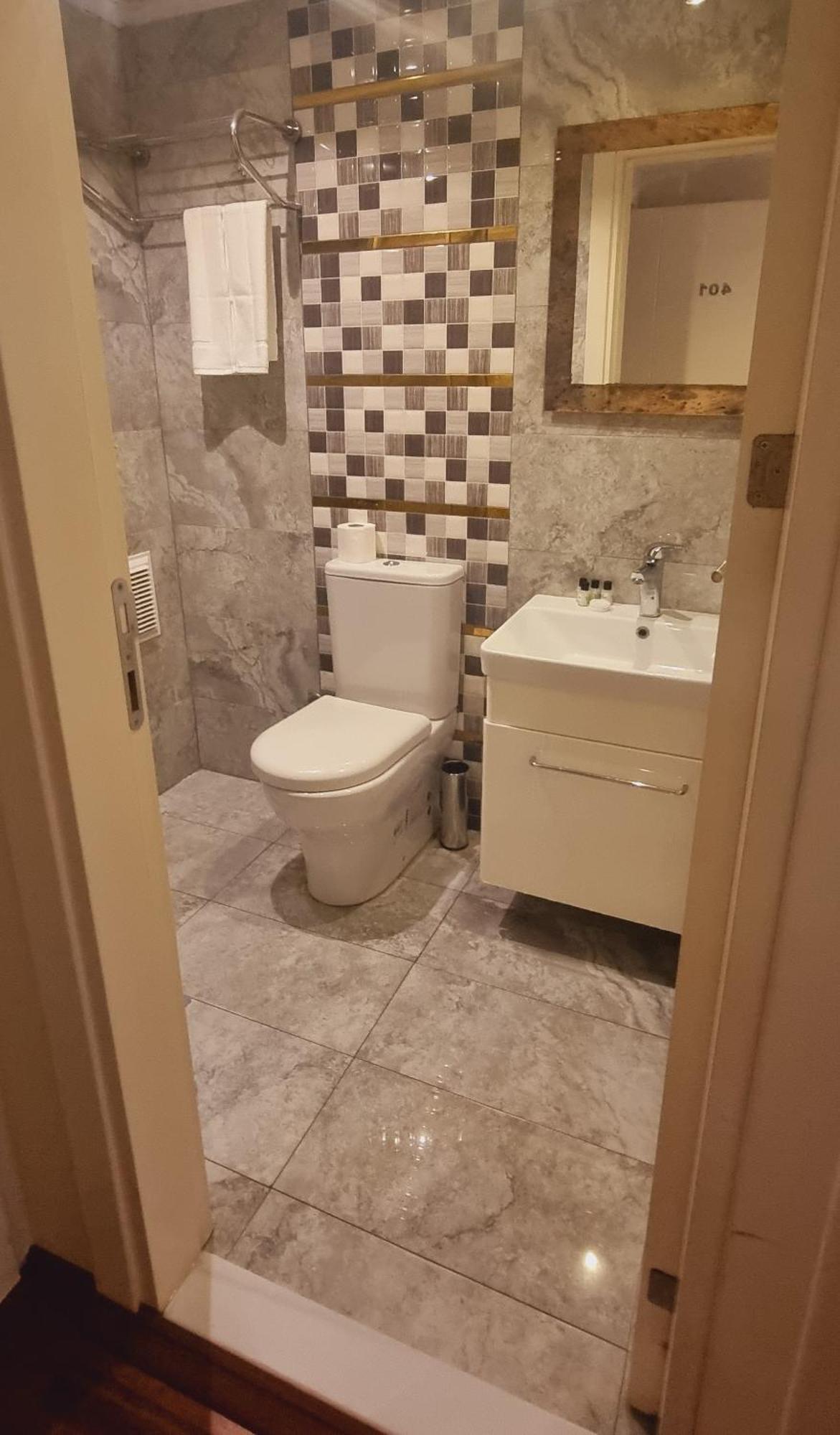 Economy Quadruple Room,1627957911:JPEG