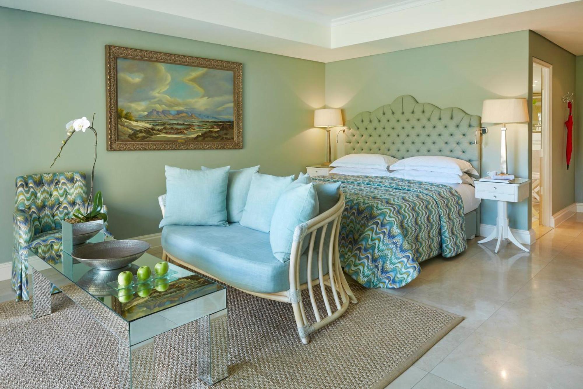 Deluxe Room,1629887633:JPEG