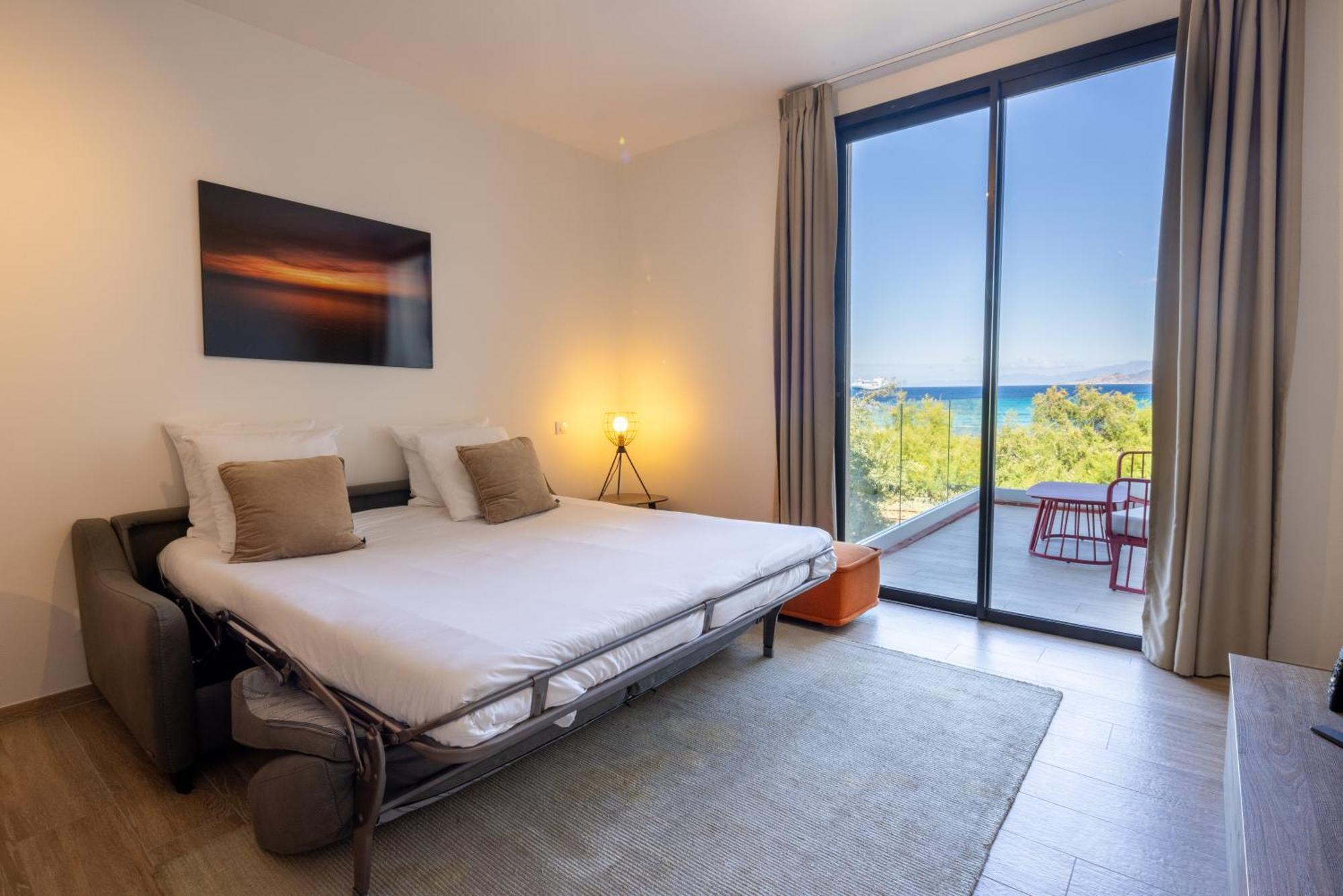 Studio Apartment Sea View