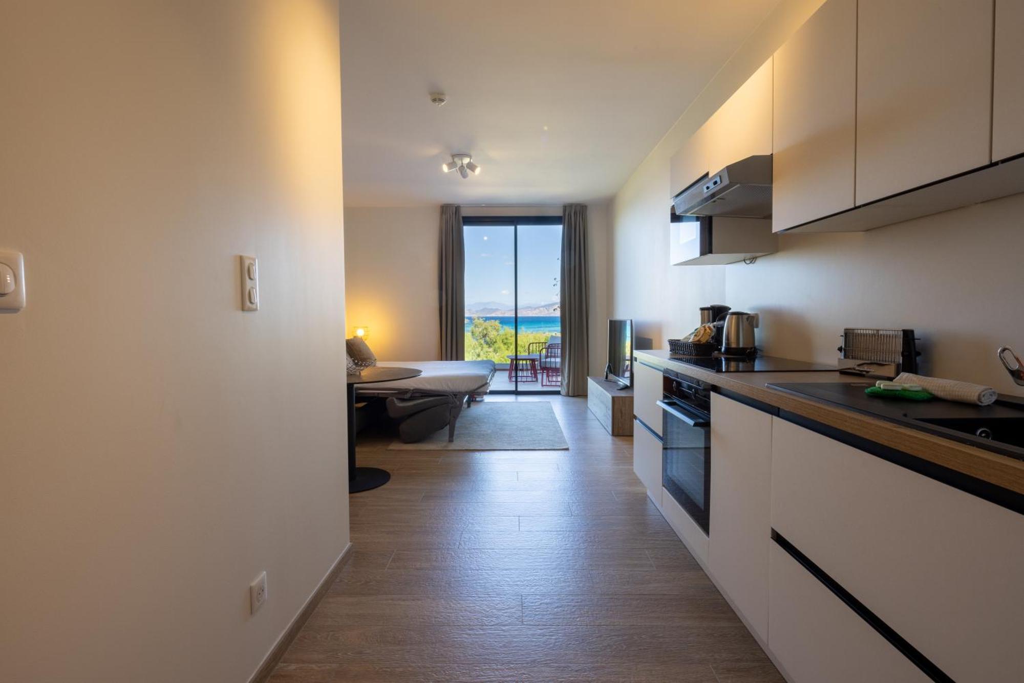 Studio Apartment Sea View