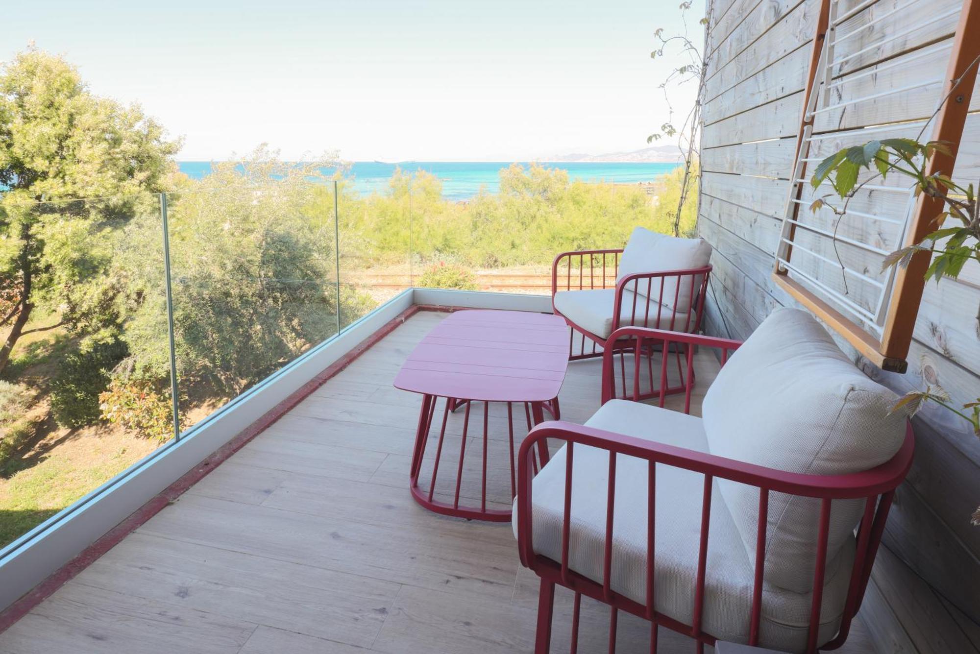 Studio Apartment Sea View