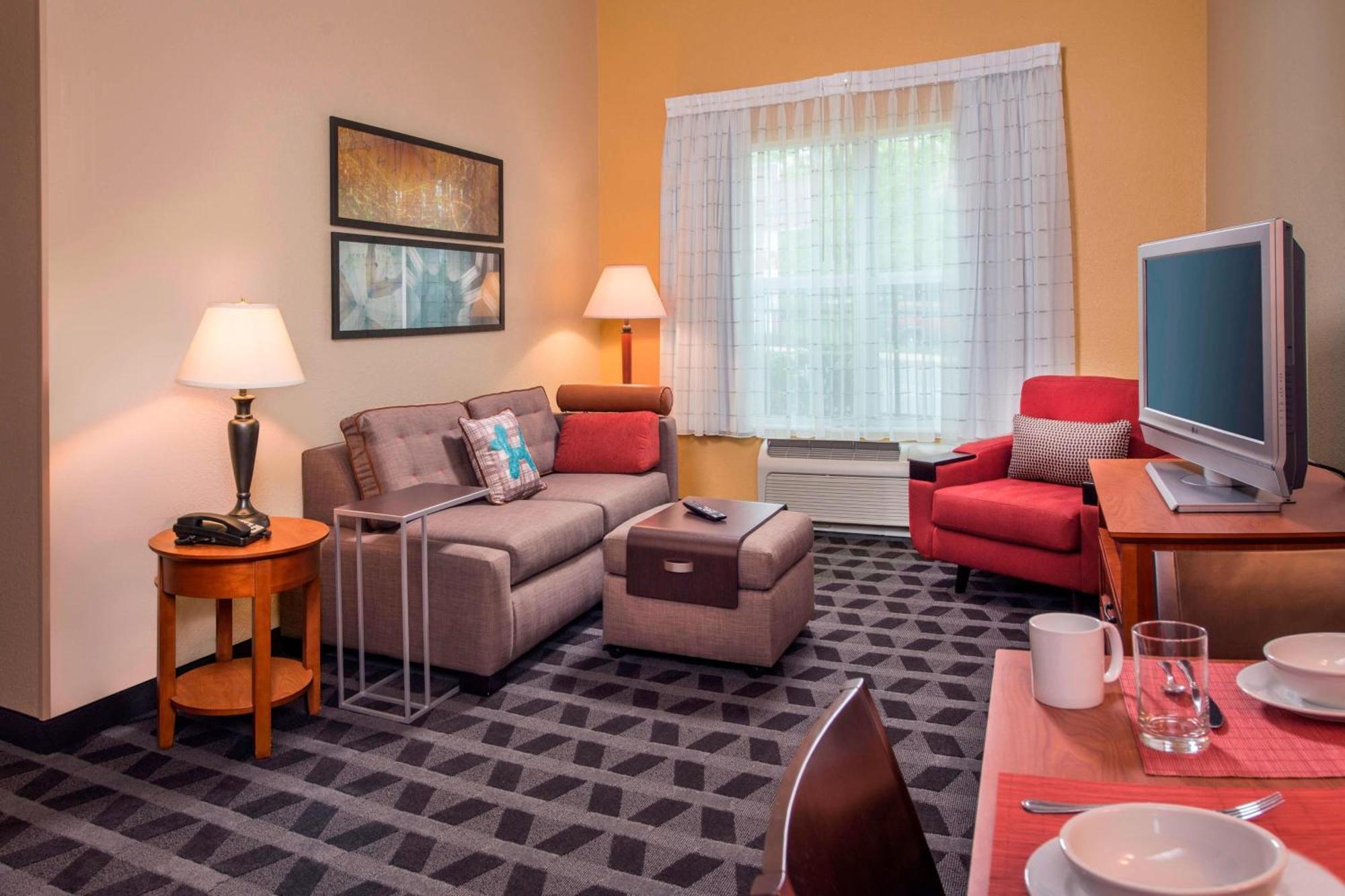 Two-Bedroom Suite