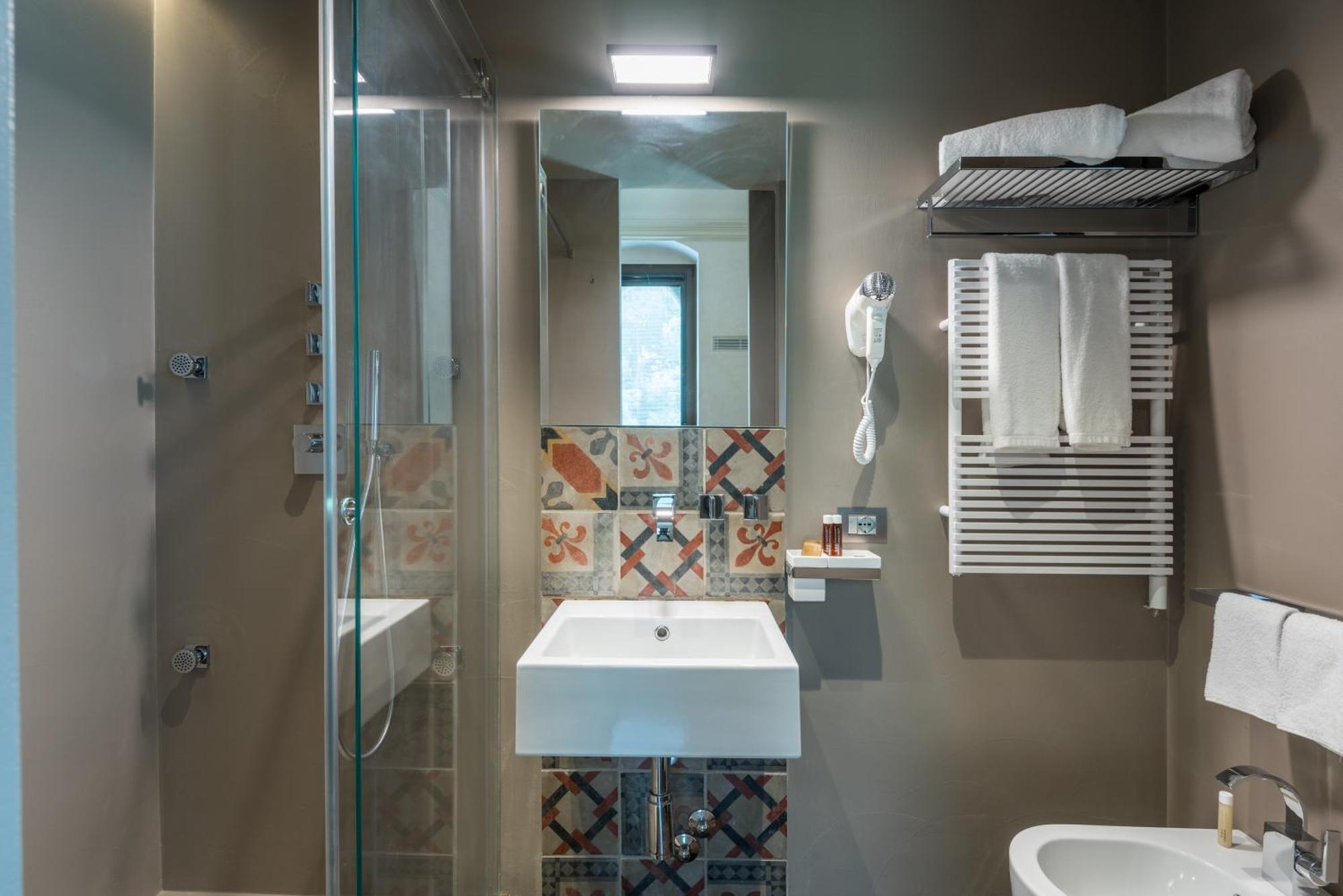 Deluxe Double or Twin Room Balcony