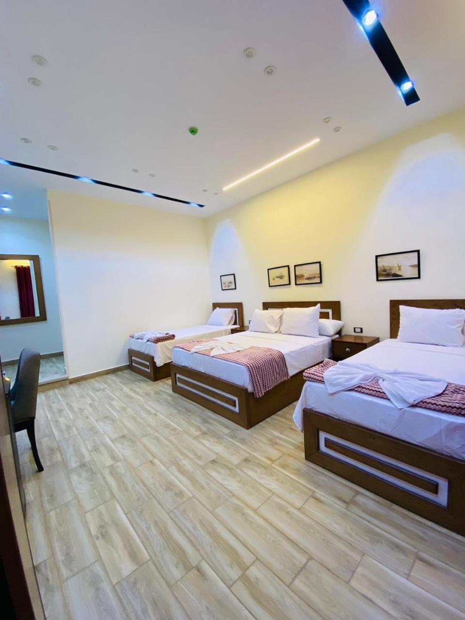 Quadruple Room Bathroom