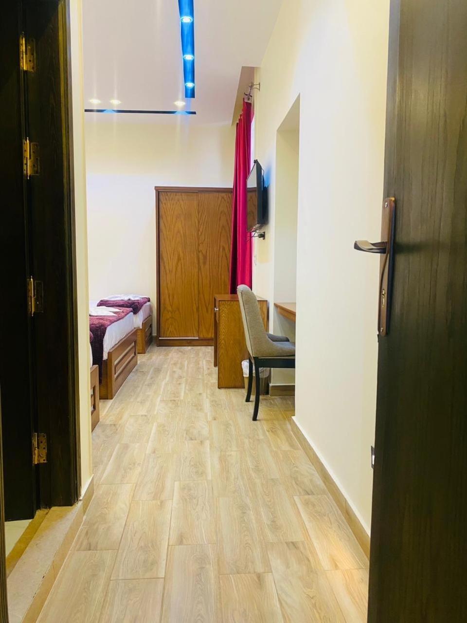 Quadruple Room Bathroom