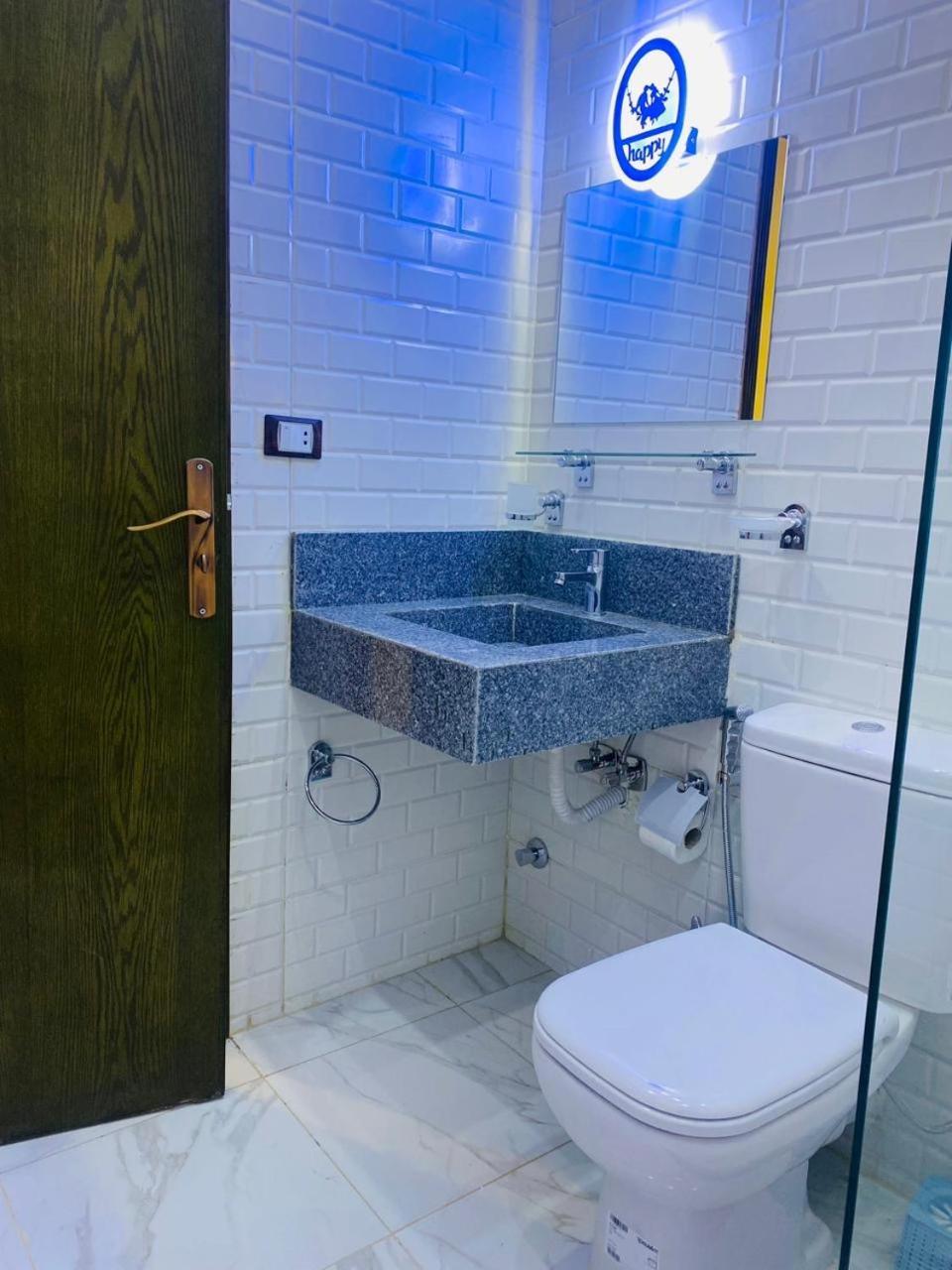 Double or Twin Room Bathroom