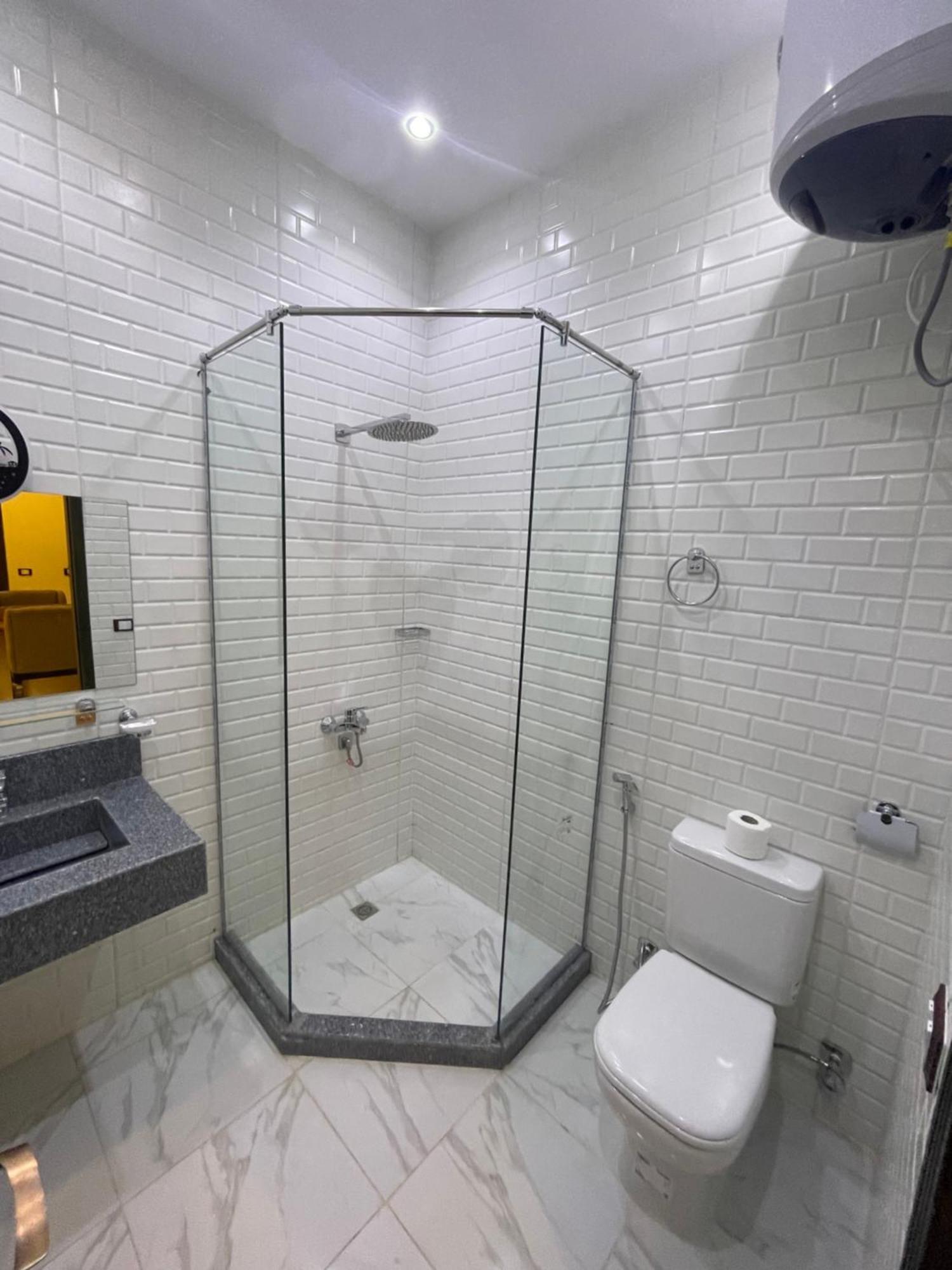 Double or Twin Room Bathroom