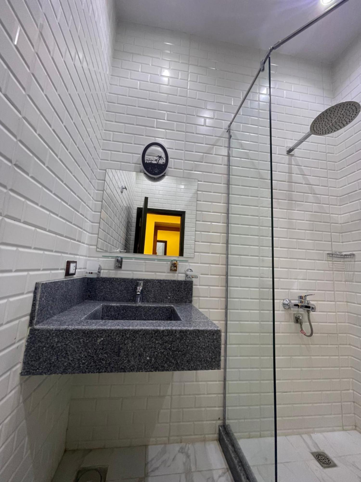Double or Twin Room Bathroom