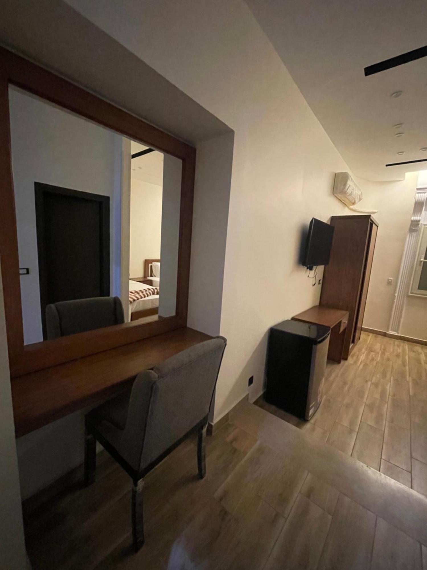 Double or Twin Room Bathroom