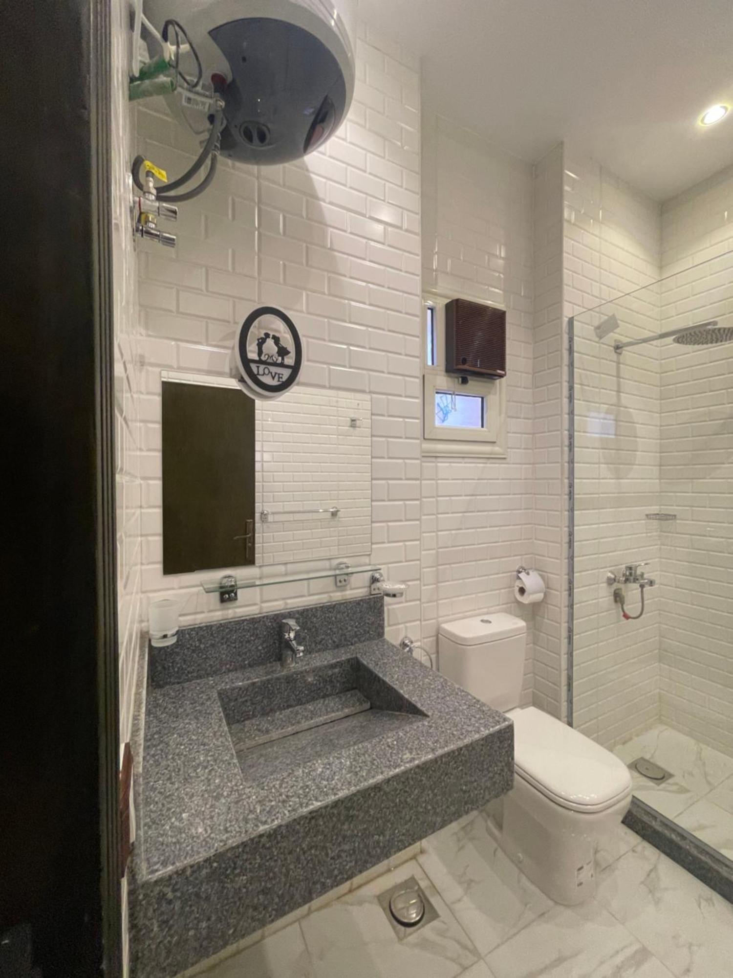 Double or Twin Room Bathroom