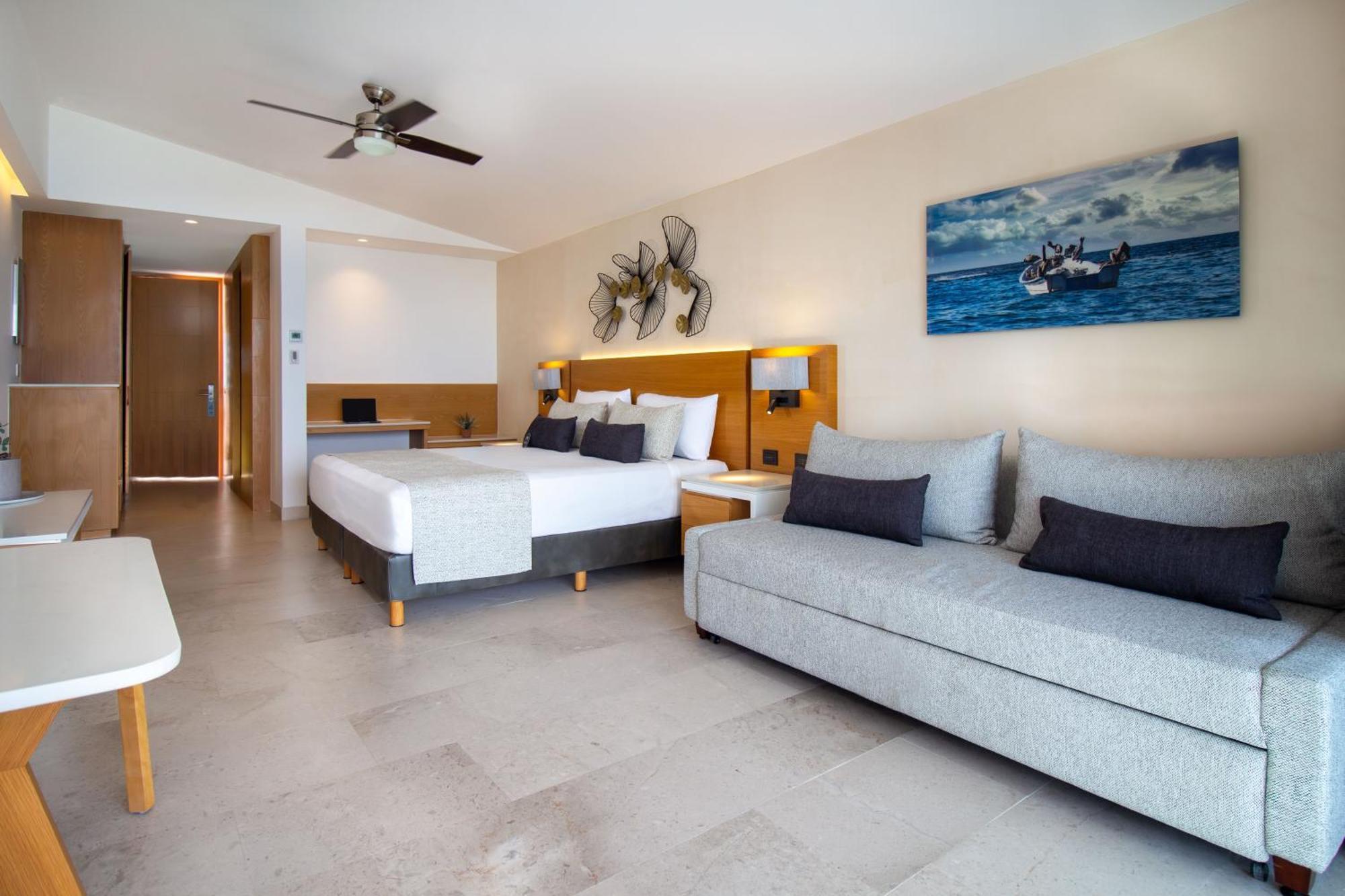 DELUXE PREMIUM OCEANFRONT