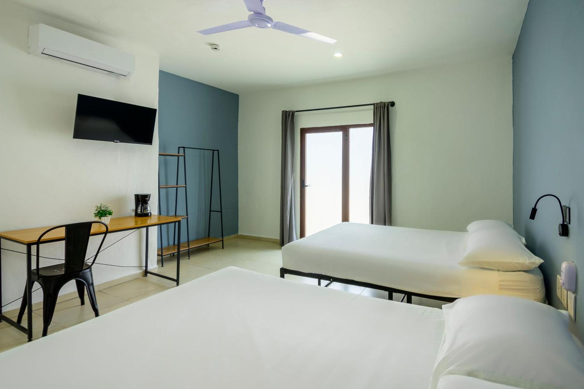 Standard Twin Room