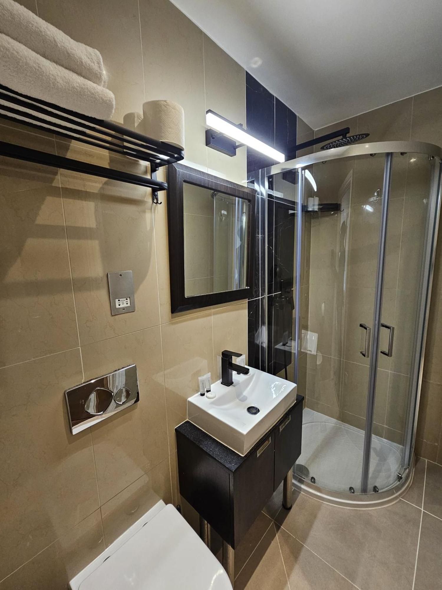 Economy Single Room