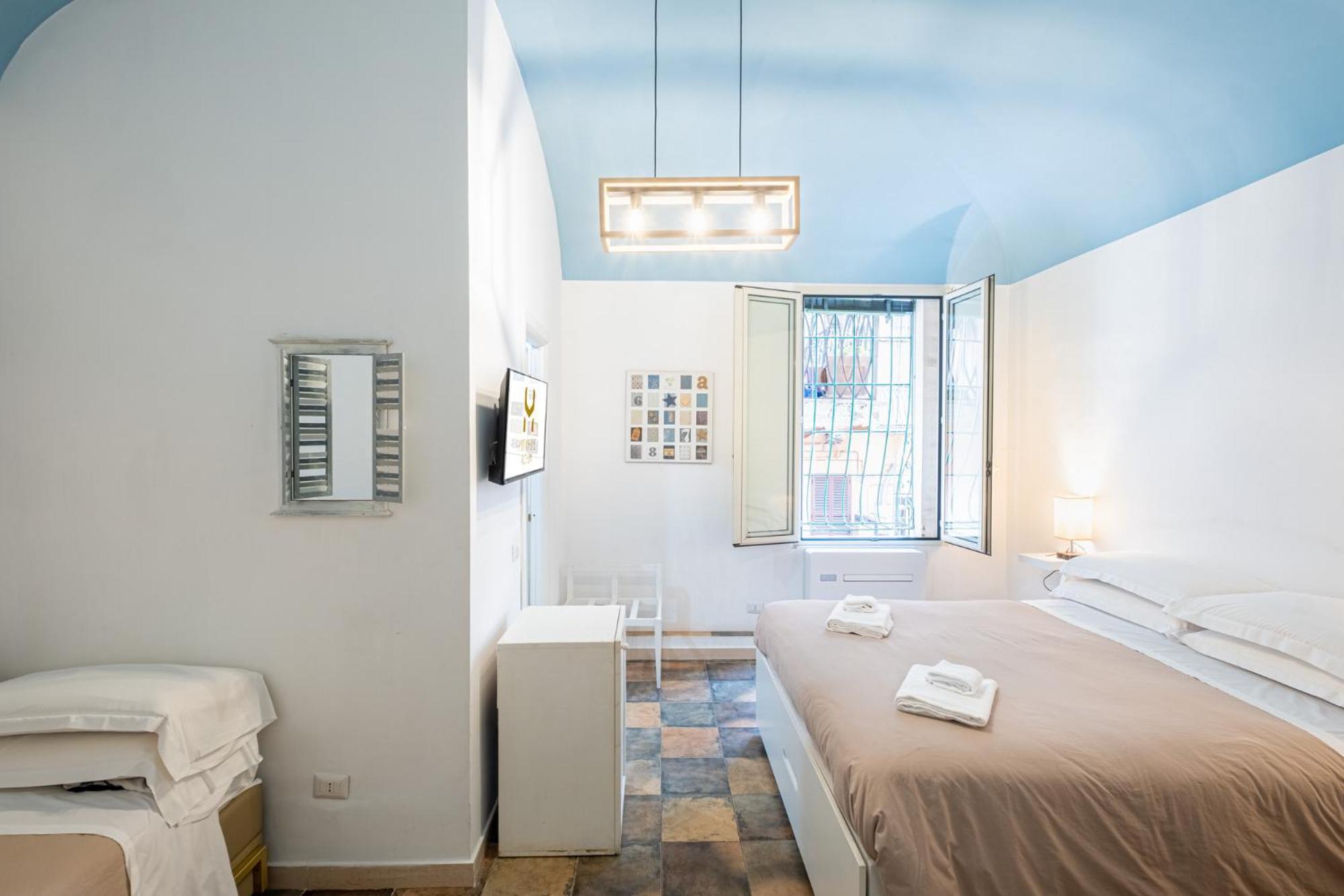 Triple Room,1651752941:JPEG
