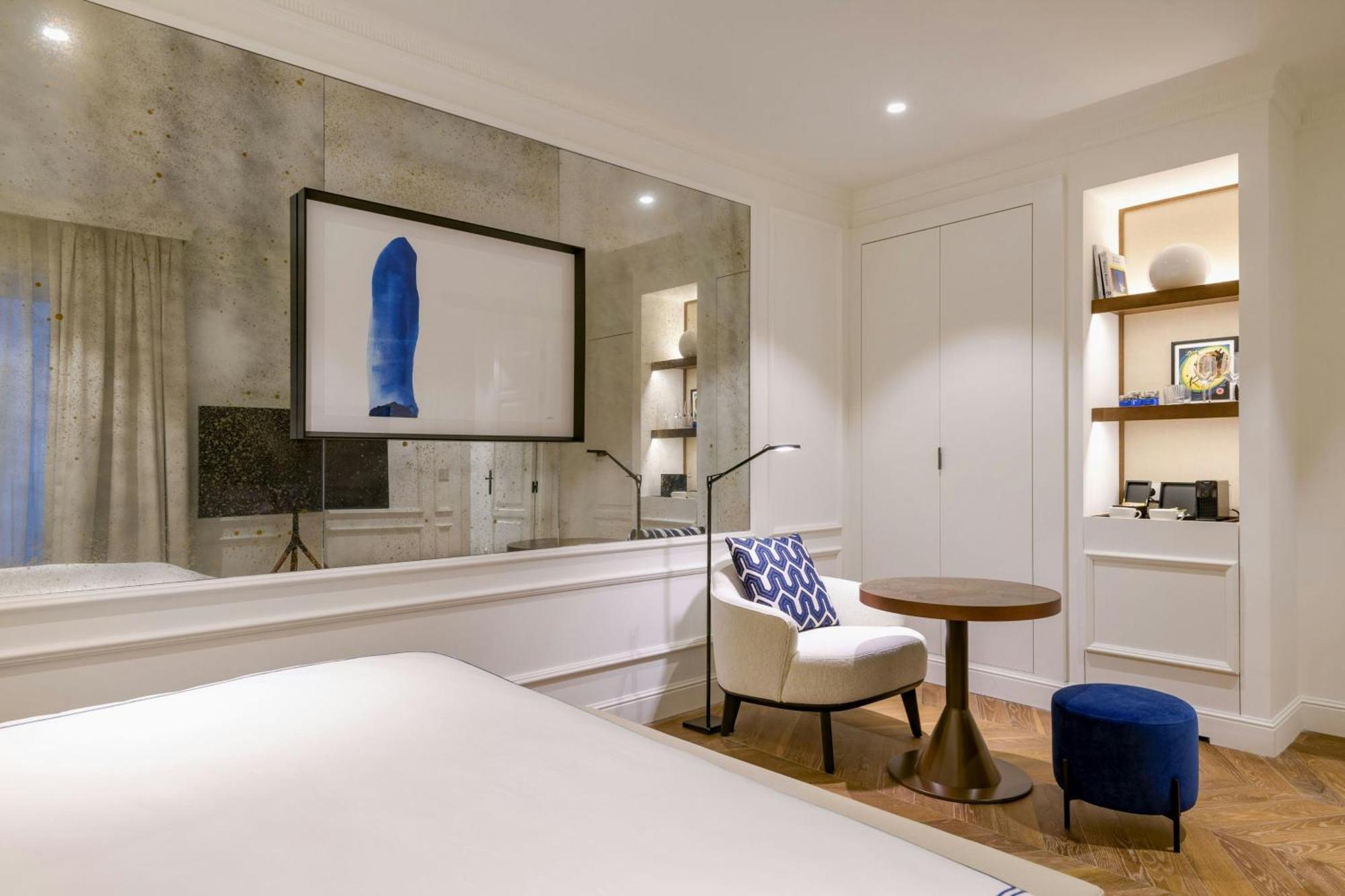 Deluxe King Room,1654789432:JPEG