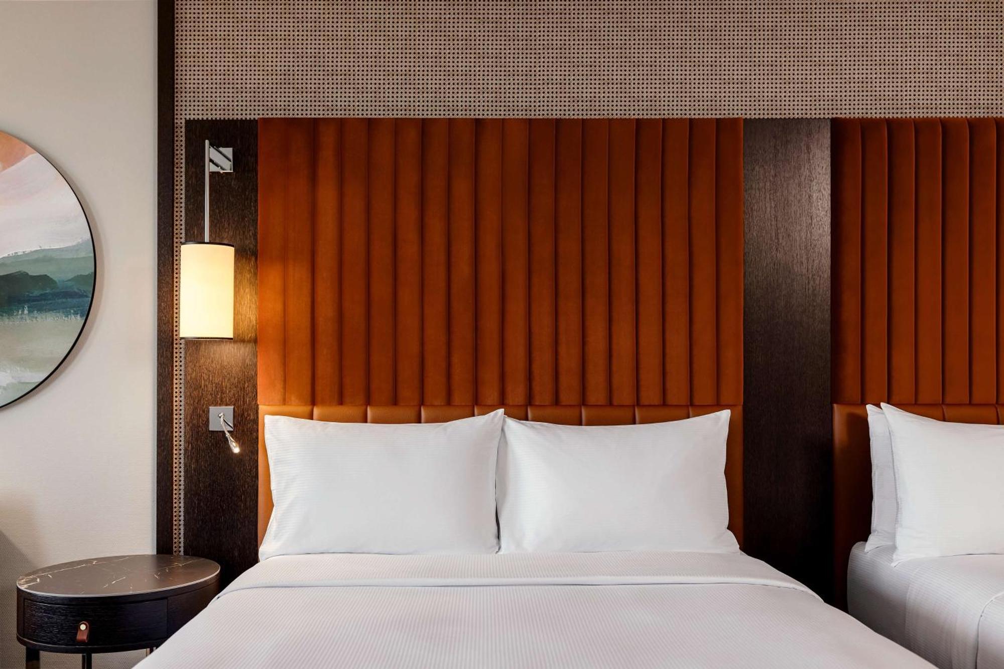 Waterfront Executive Room Two Queen Beds,1657140626:JPEG