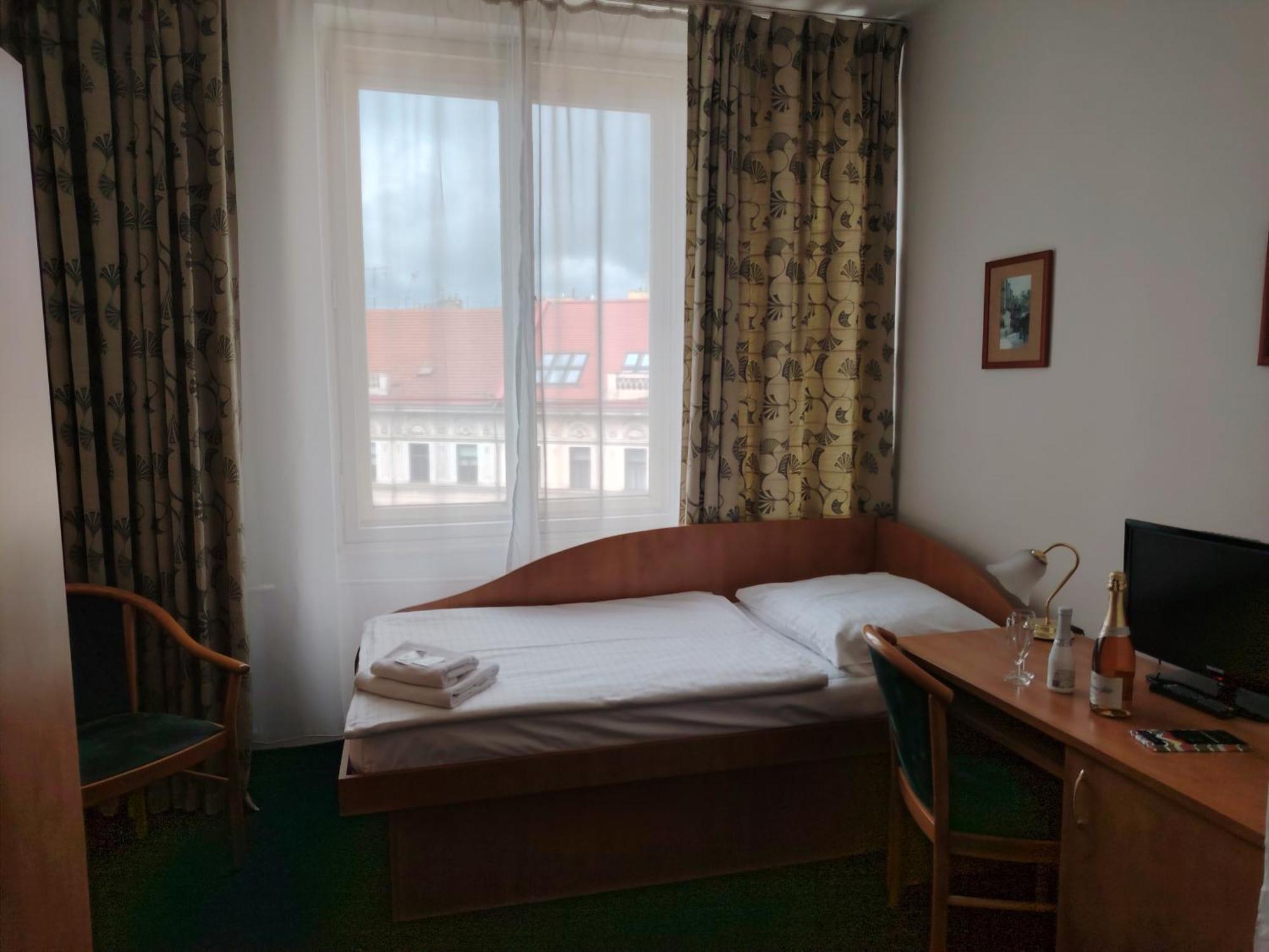 Single Room,1695323378:JPEG