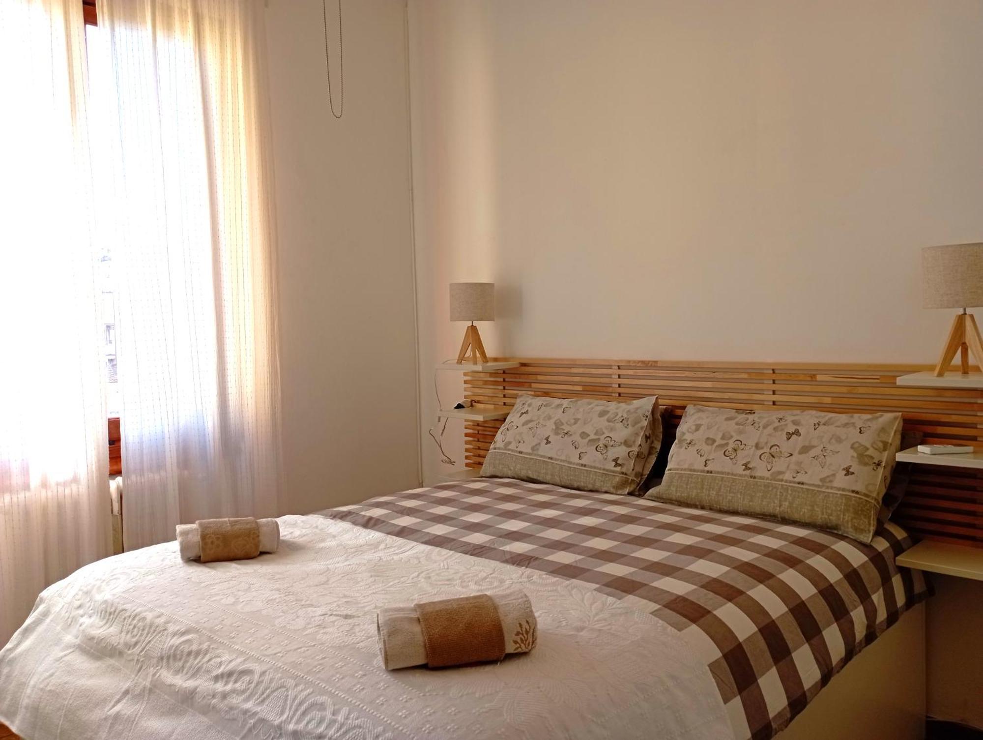 Two-Bedroom Standard Apartment,1661040864:JPEG