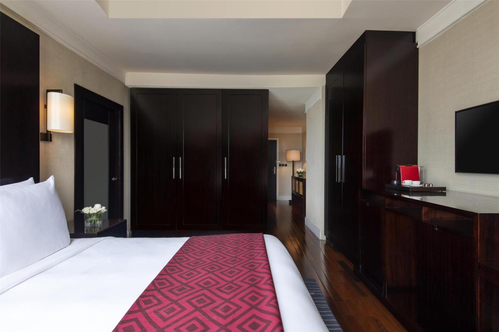 Junior Suite City View