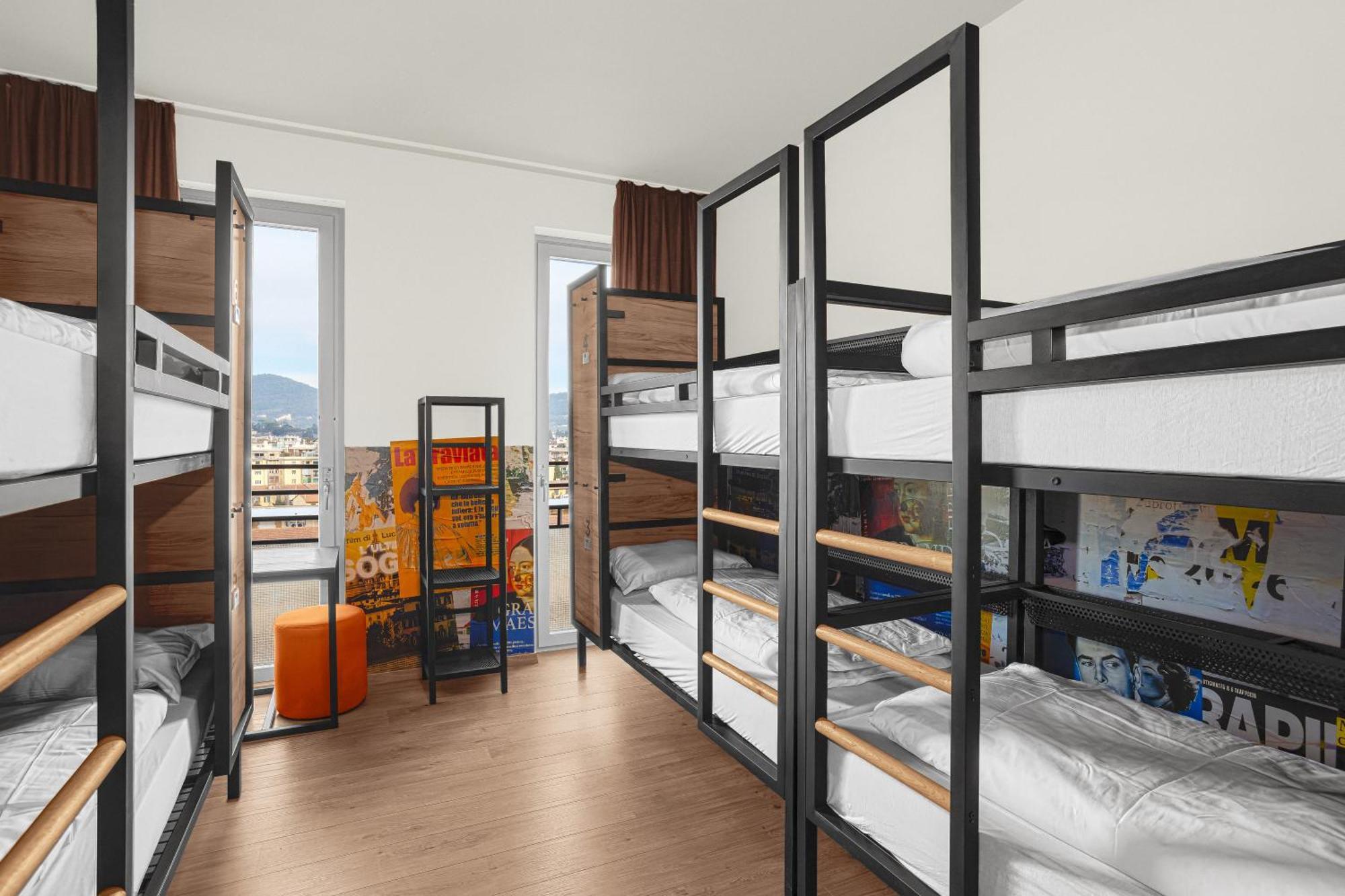 Bed 6-Bed Mixed Dormitory Room