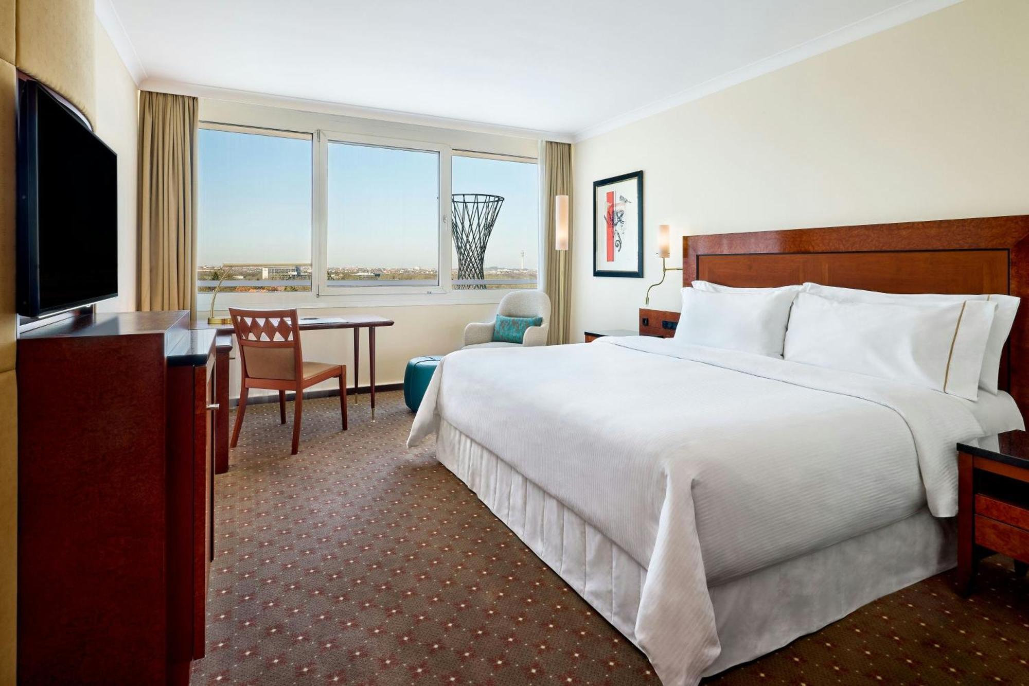 Deluxe King Room,1670698339:JPEG