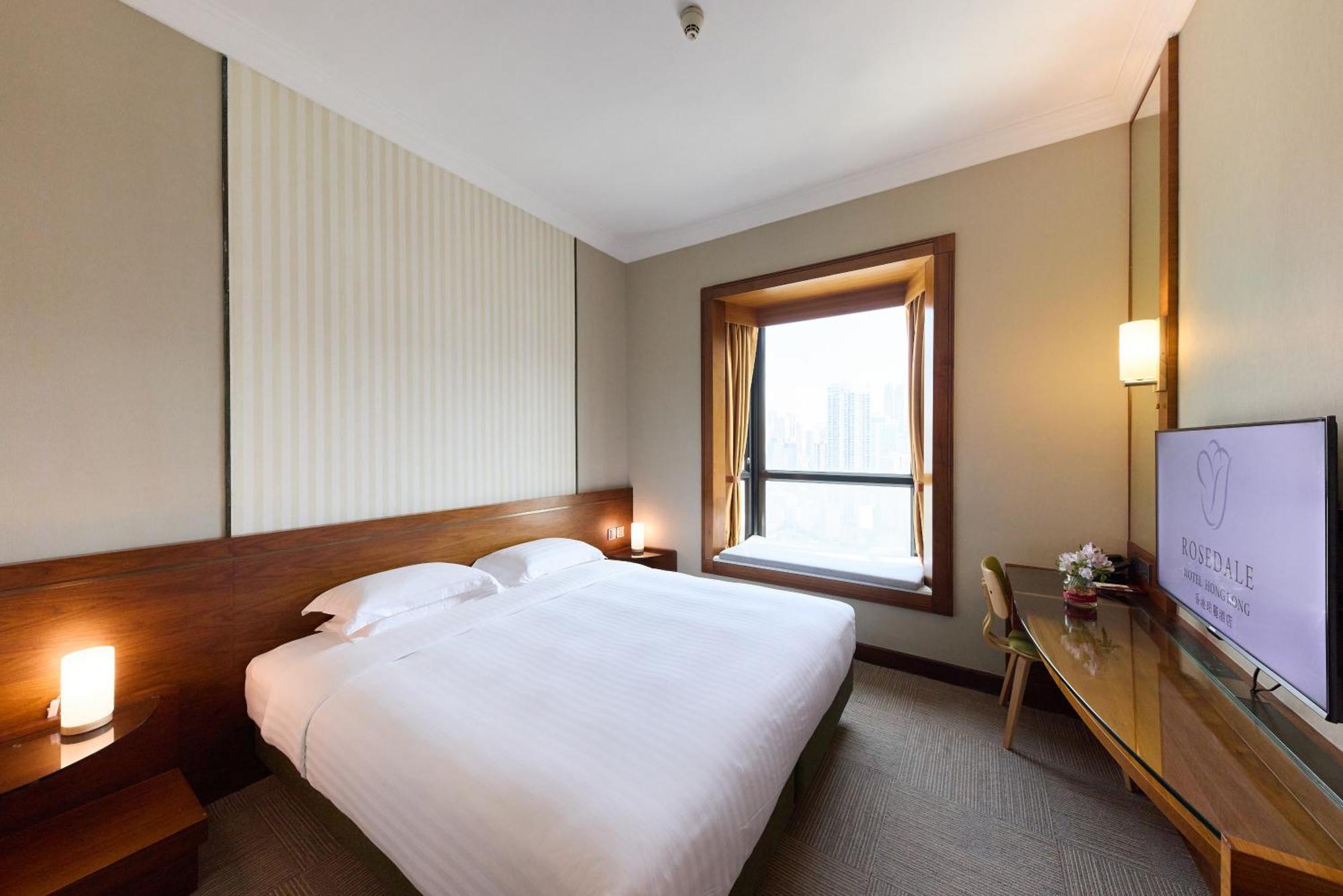 Executive Room 25-32 or F,1670698237:JPEG