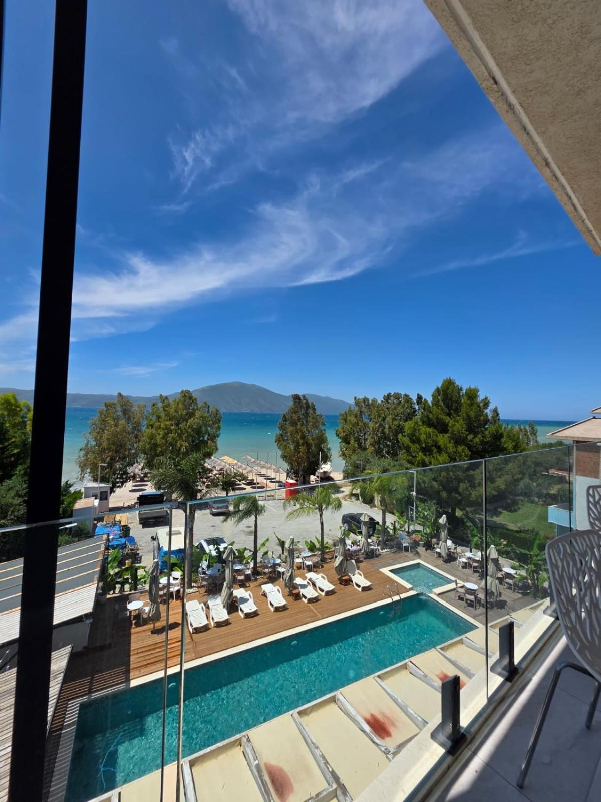 Camera Familiare con Vista Mare
