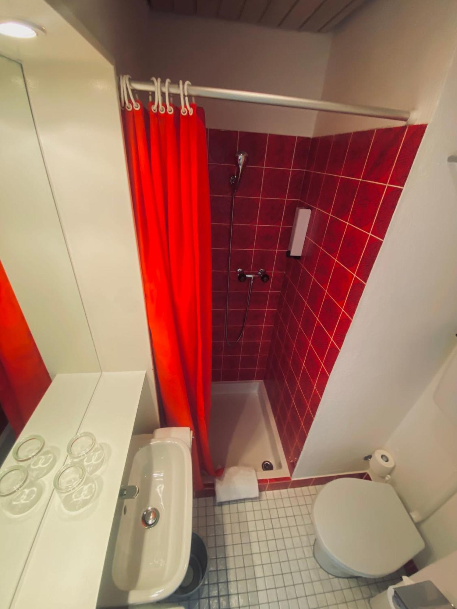 Budget Double Room,1672565701:JPEG